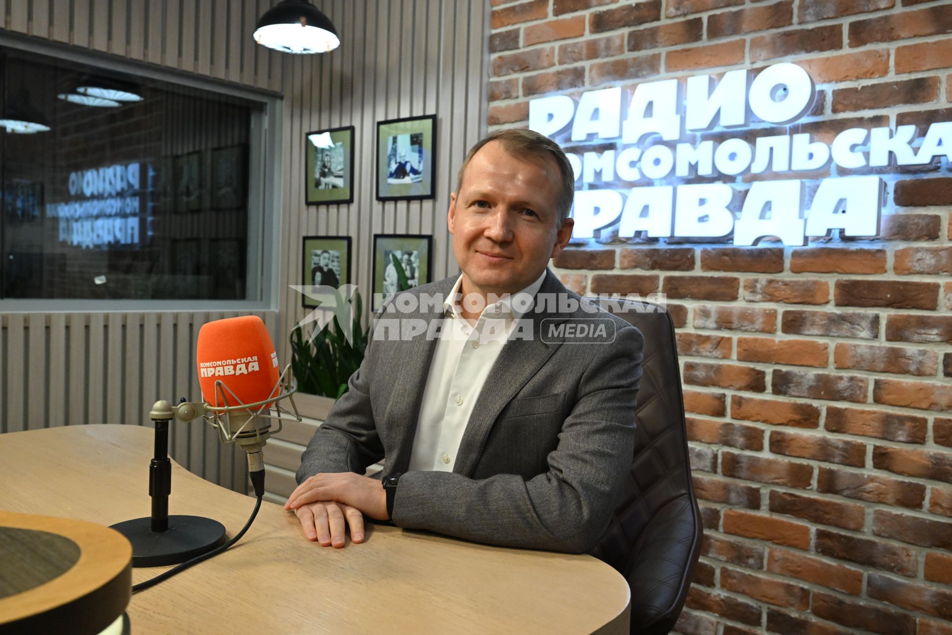 Николай Асаул на радиостанции \"Комсомольская правда\"