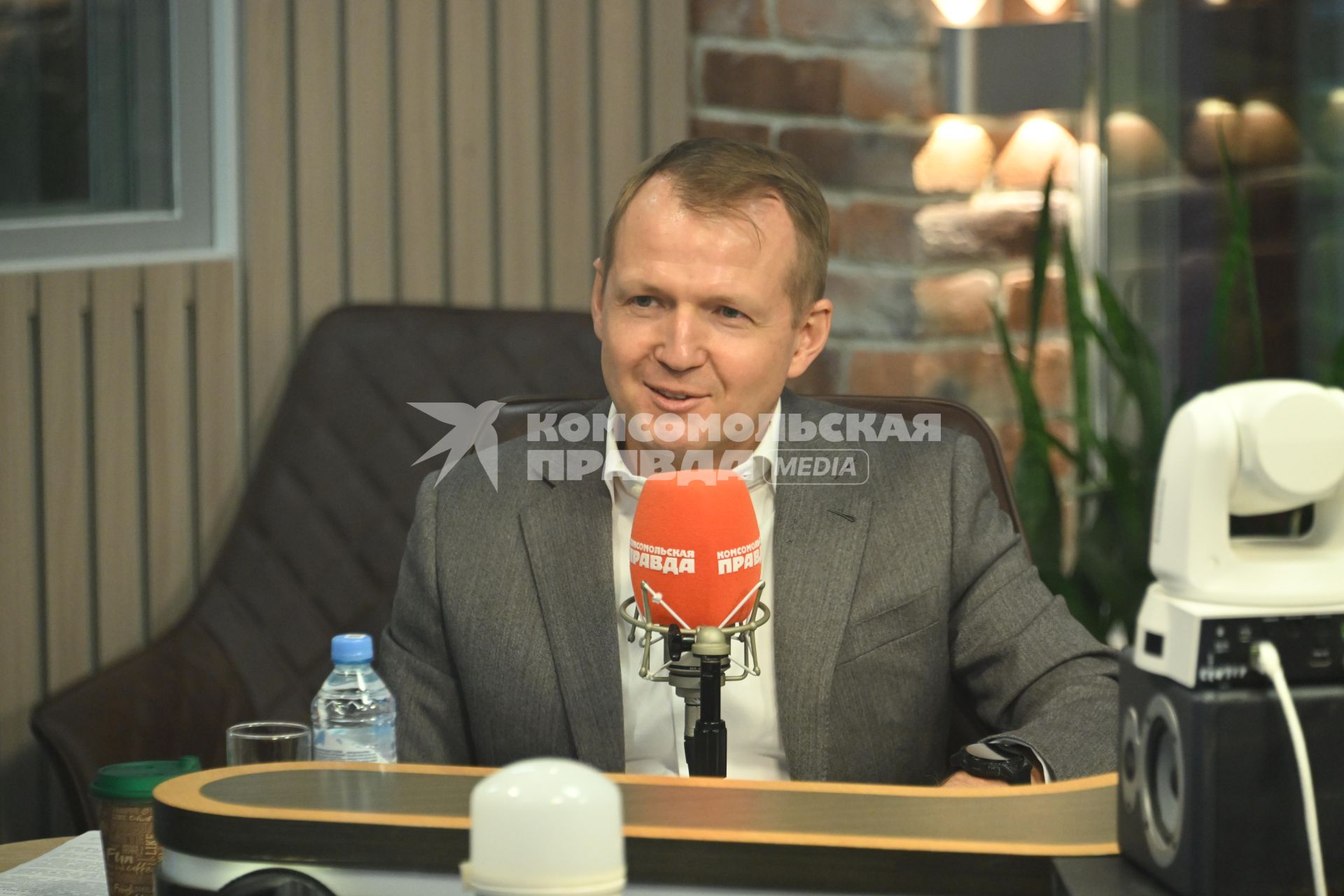 Николай Асаул на радиостанции \"Комсомольская правда\"