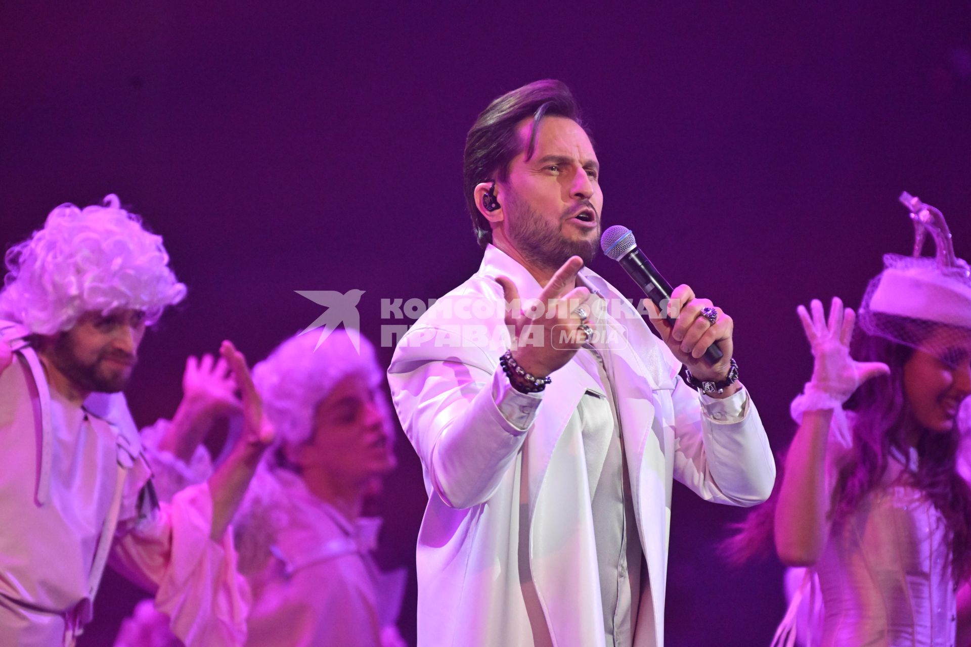 Юбилейный концерт премии Золотой граммофон\"