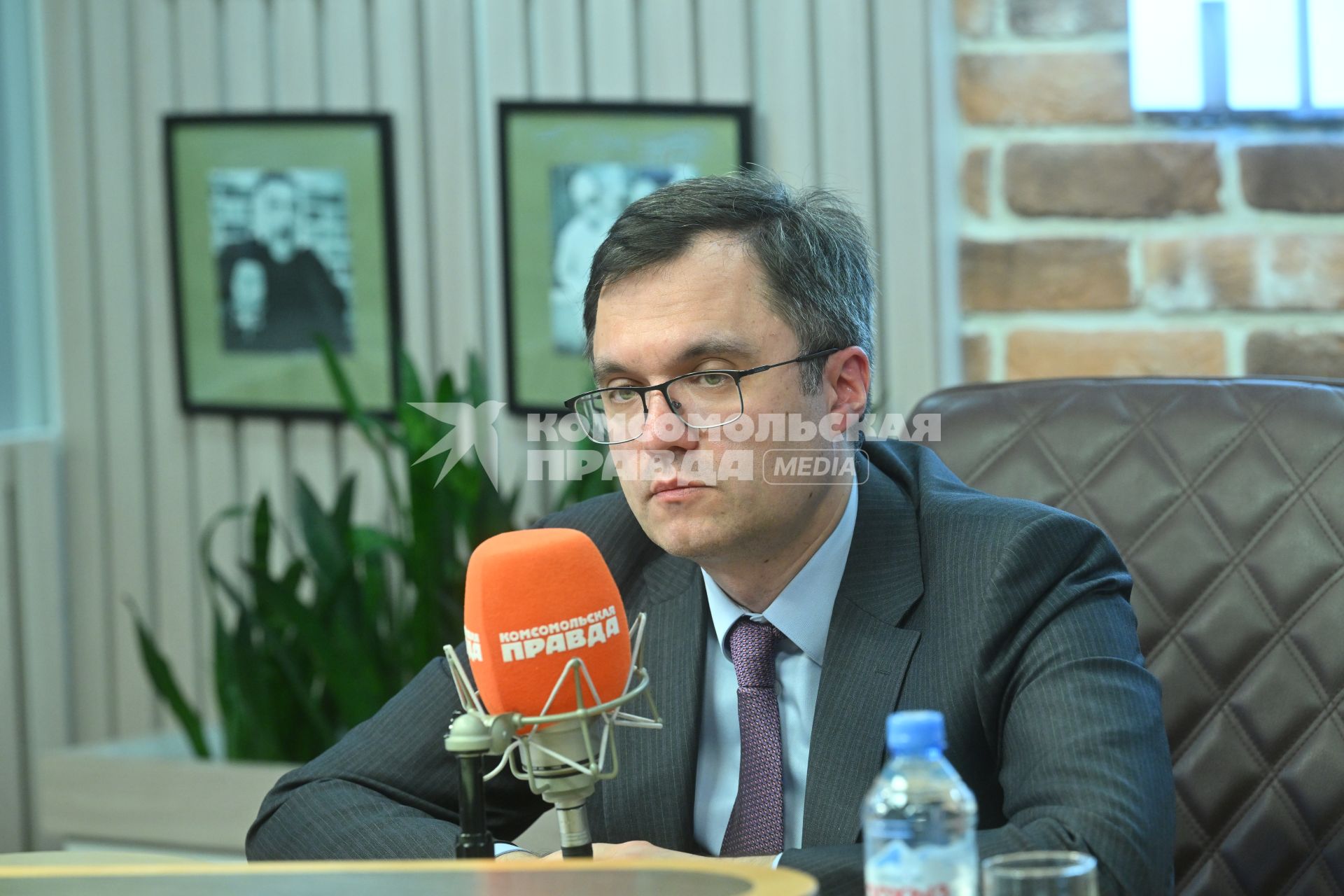 Александр Курьянов на радиостанции \"Комсомольская правда\"