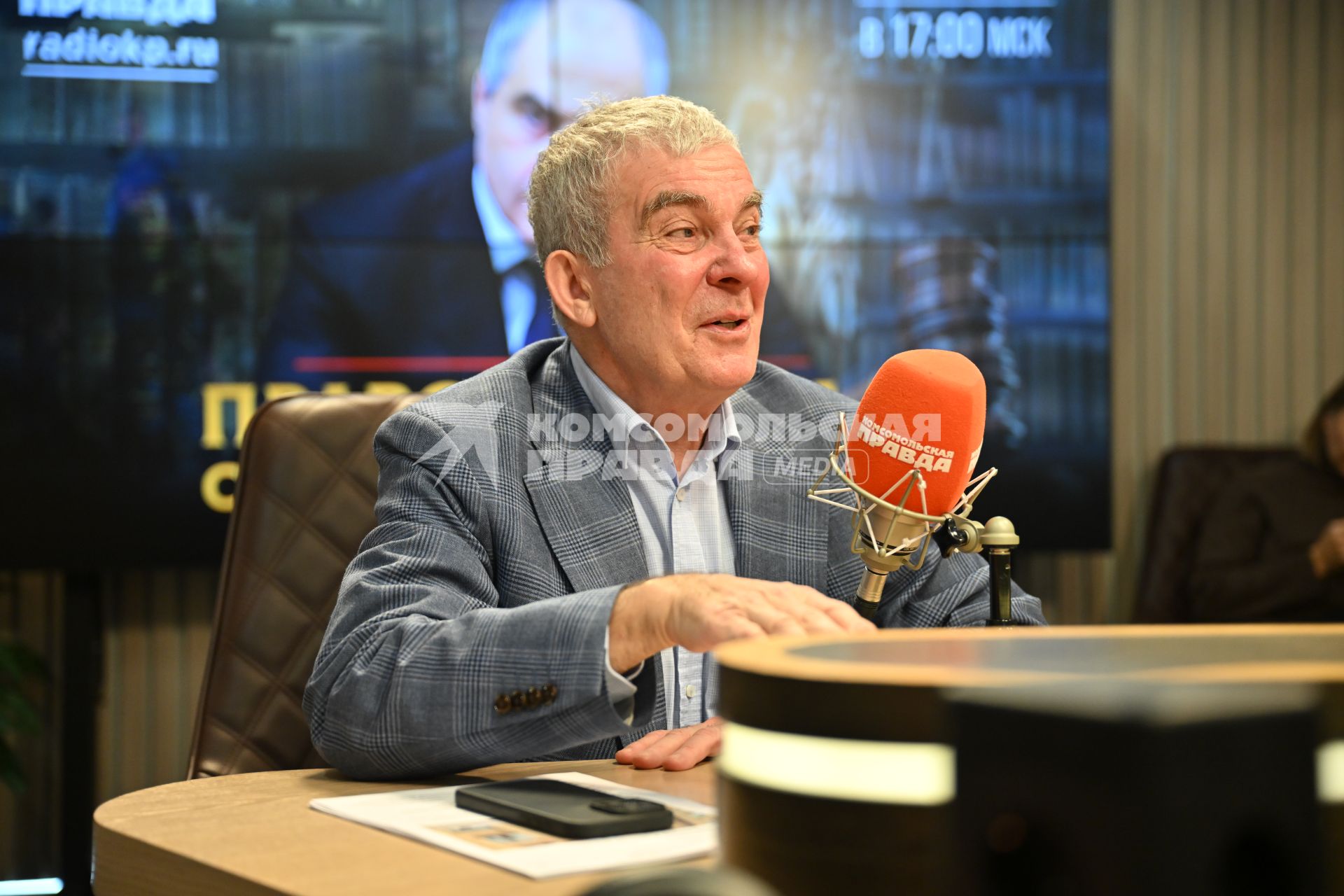 Владимир Зернов на радиостанции \"Комсомольская правда\"