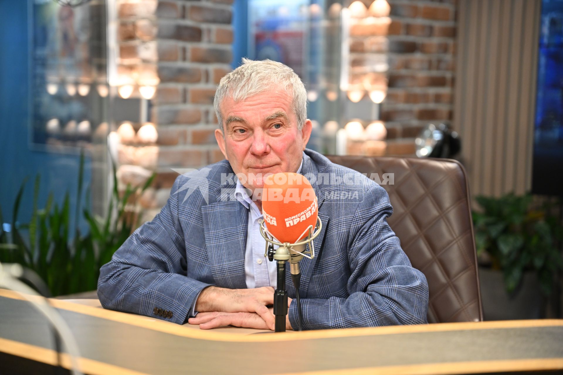 Владимир Зернов на радиостанции \"Комсомольская правда\"