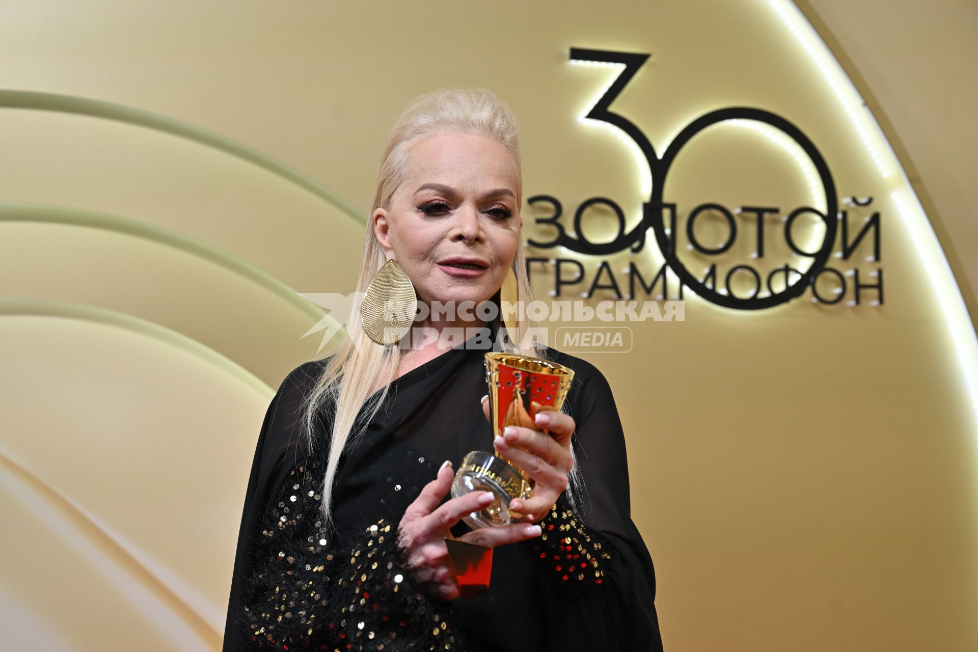 Церемония вручения Национальной музыкальной премии Золотой граммофон\"