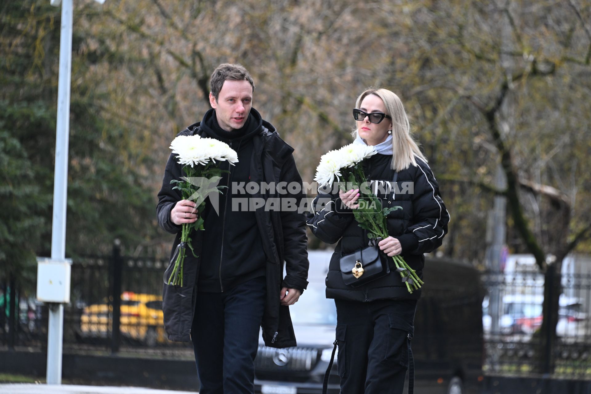 Прощание с актером Романом Поповым