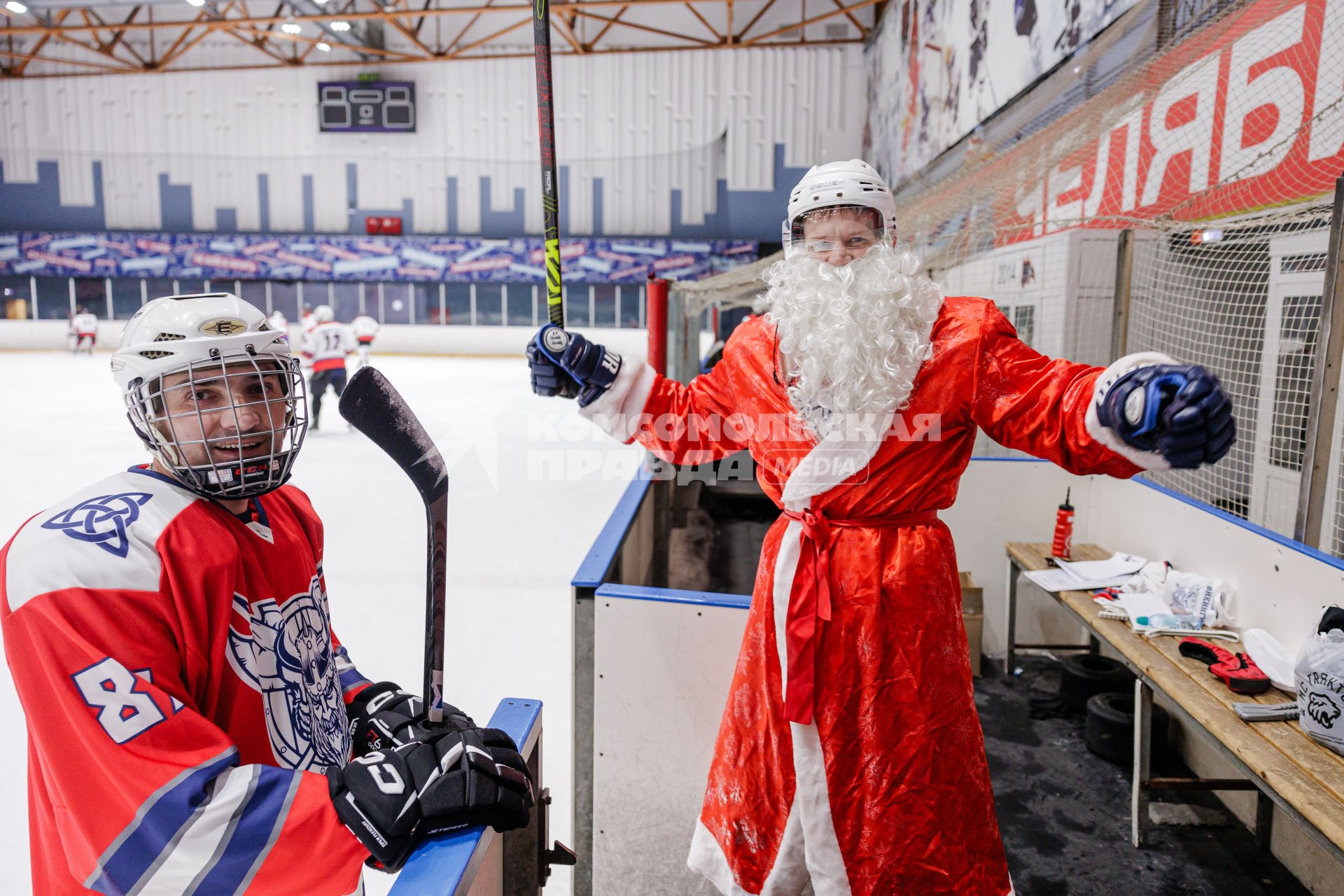 Новогодняя тренировка хоккейной команды Викинги\" в Челябинске