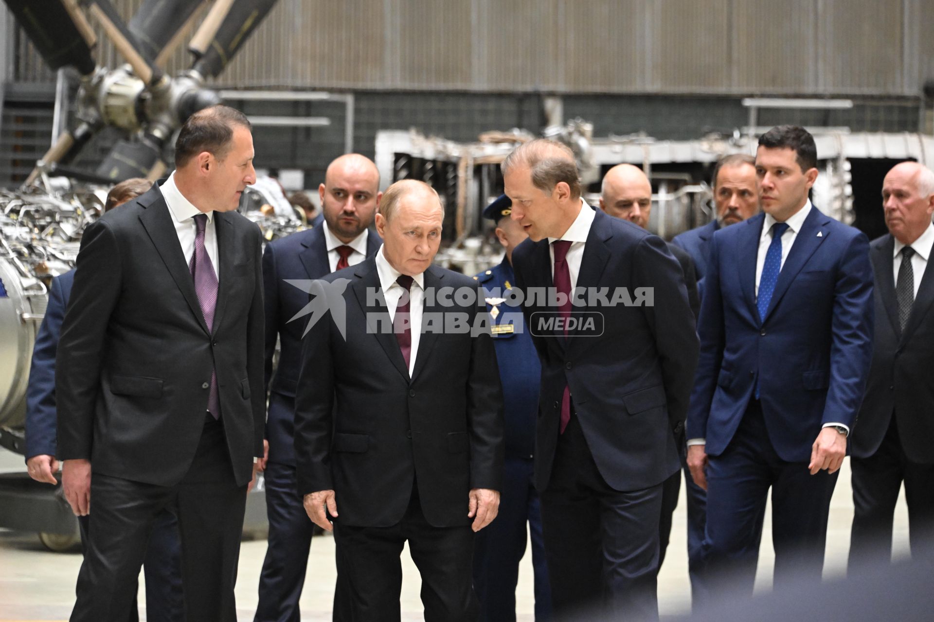 Владимир Путин посетил ПАО ОДК-Кузнецов\" в Самаре