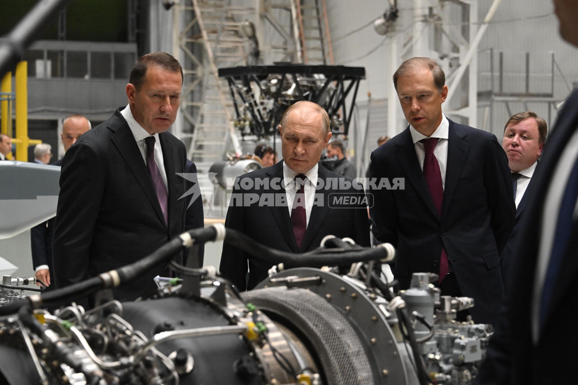 Владимир Путин посетил ПАО ОДК-Кузнецов\" в Самаре