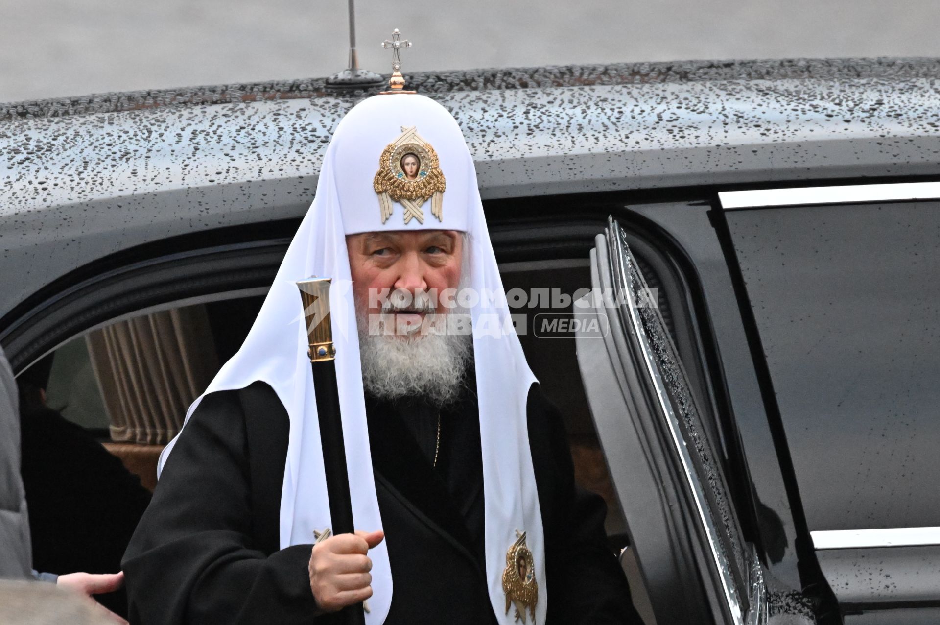 Возложение цветов к памятнику Минину и Пожарскому в Москве