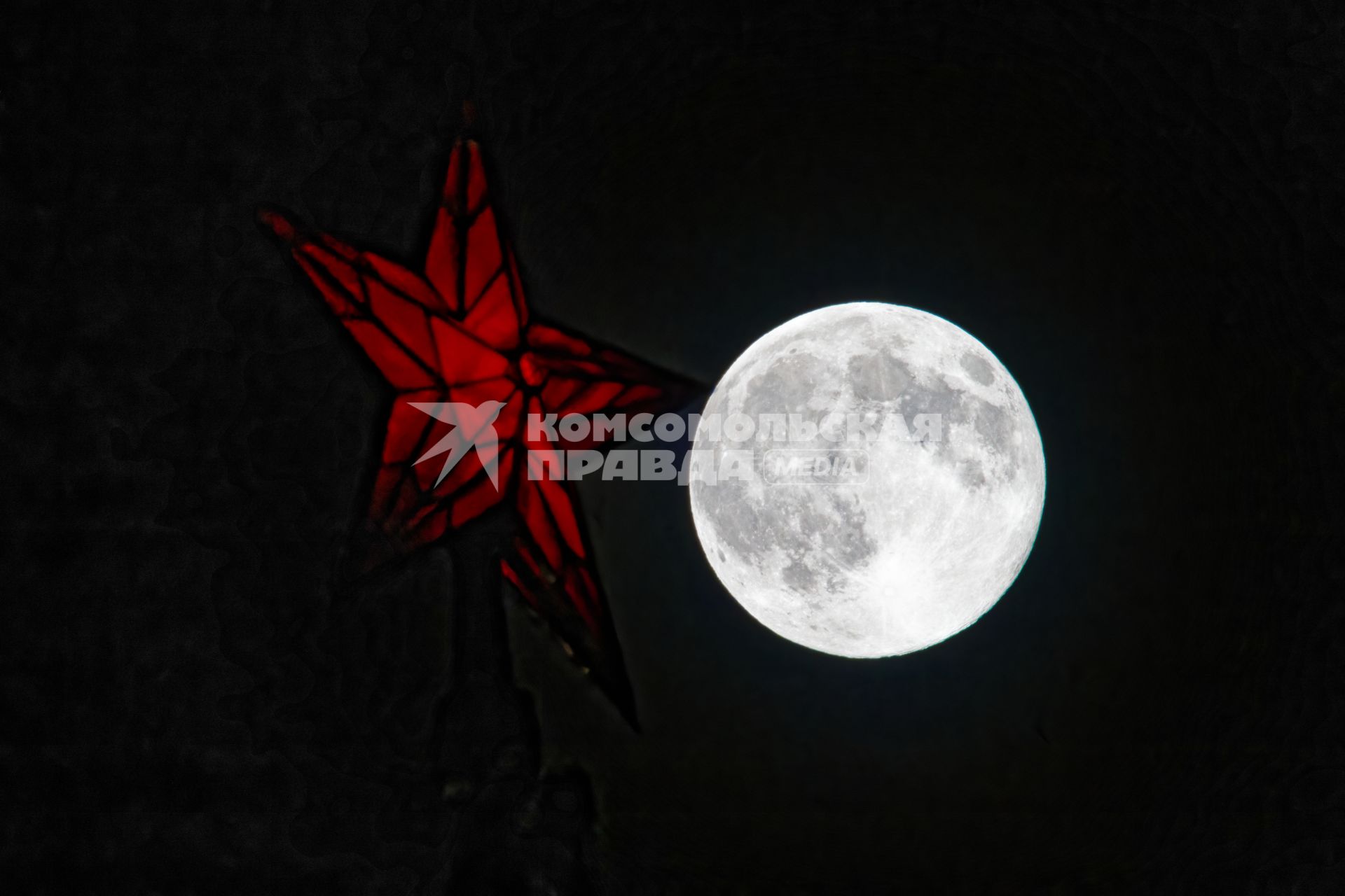 Бобровая луна\" в Москве