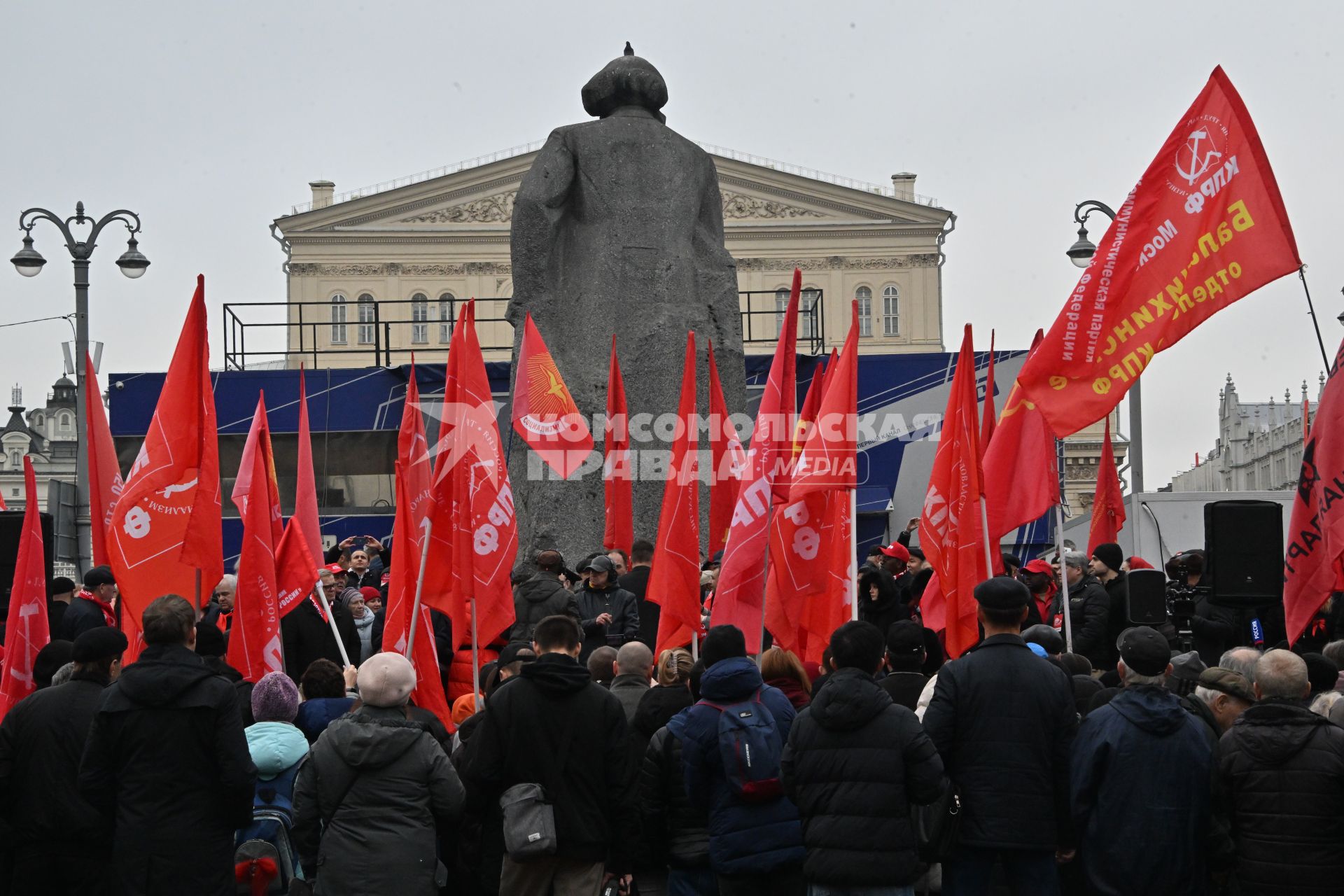 Празднование годовщины Октябрьской революции