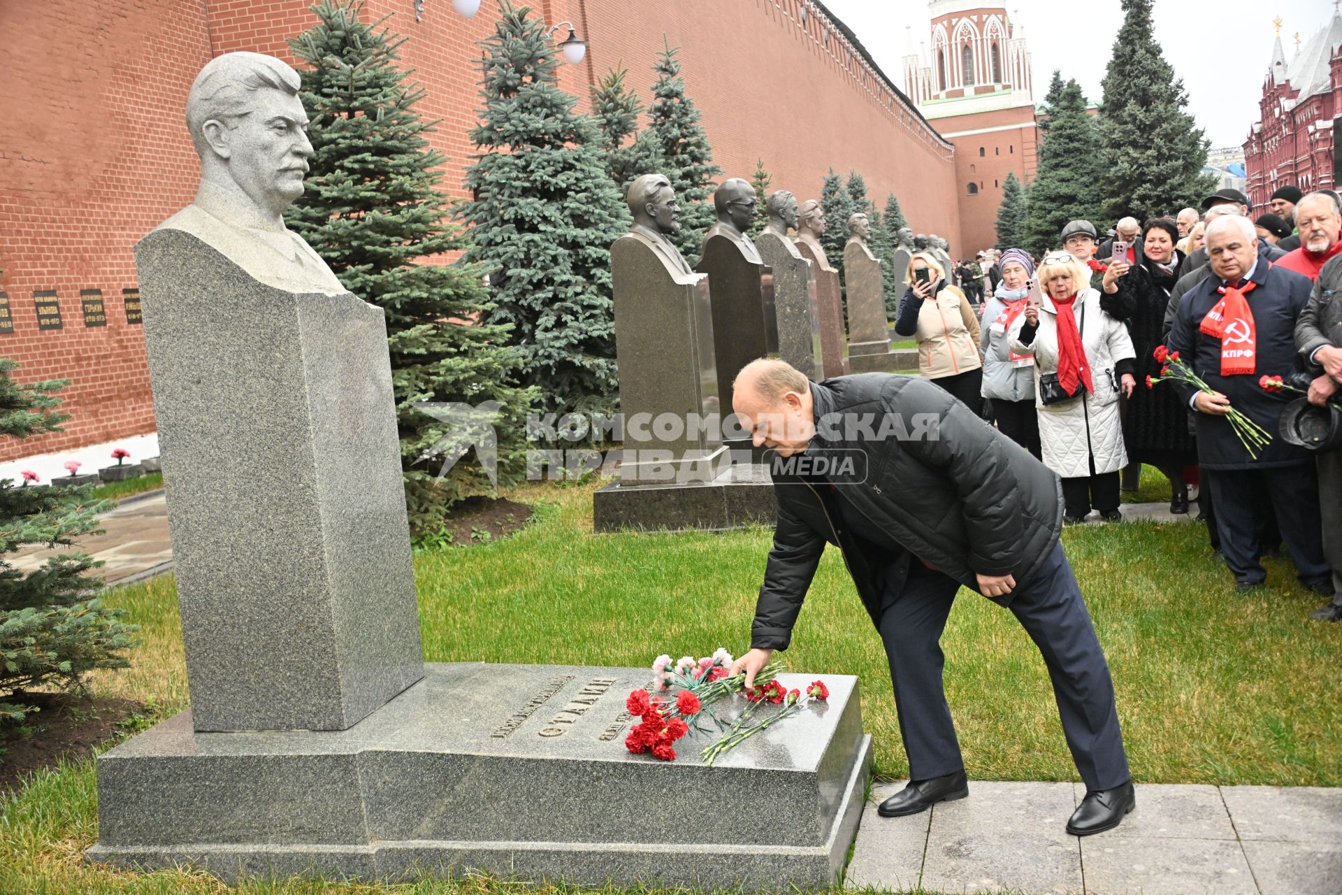 Празднование годовщины Октябрьской революции