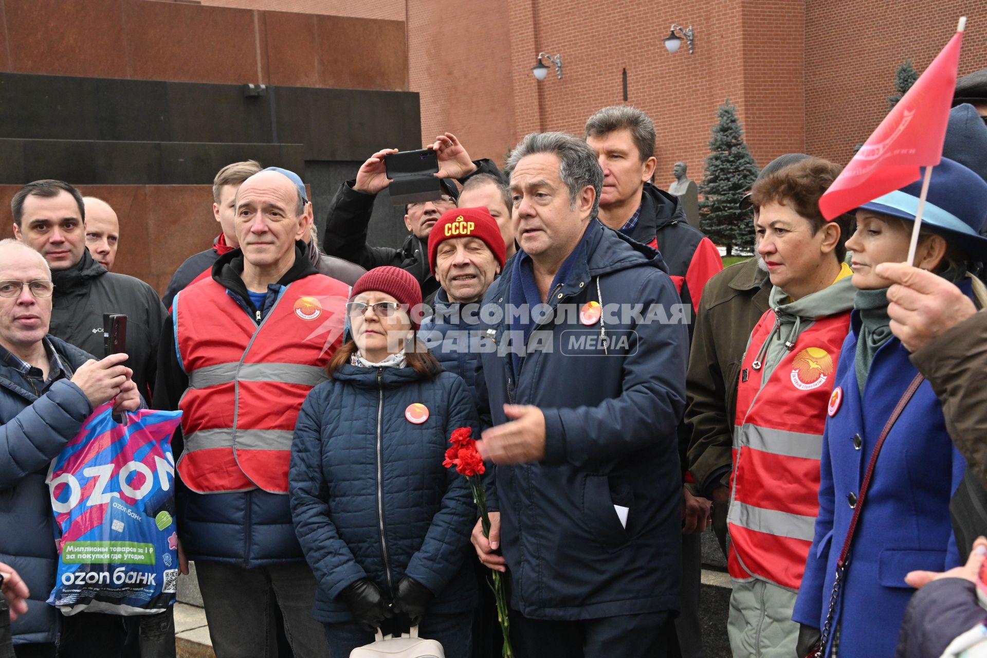 Празднование годовщины Октябрьской революции