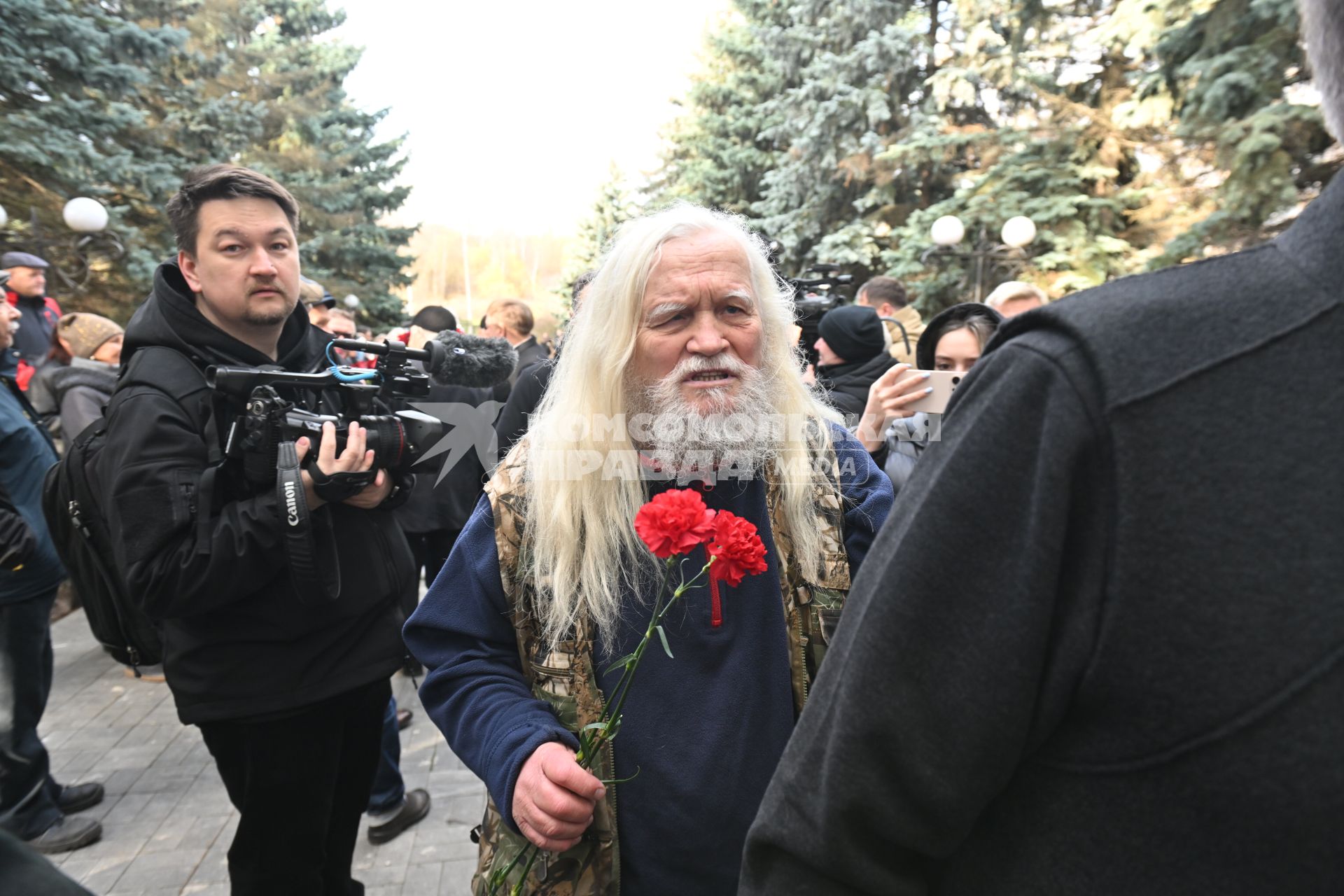 Прощание с телеведущим Юрием Николаевым