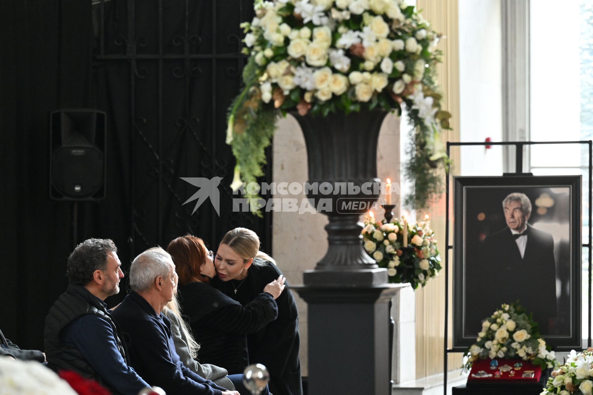 Прощание с телеведущим Юрием Николаевым