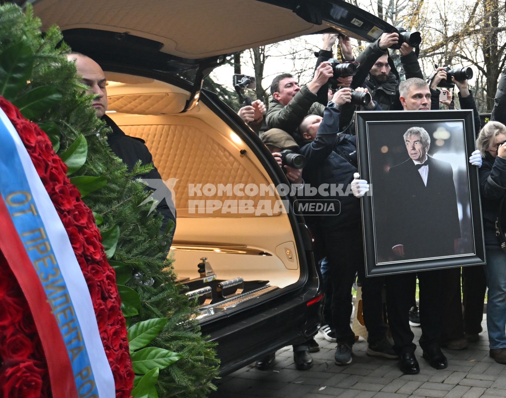 Прощание с телеведущим Юрием Николаевым