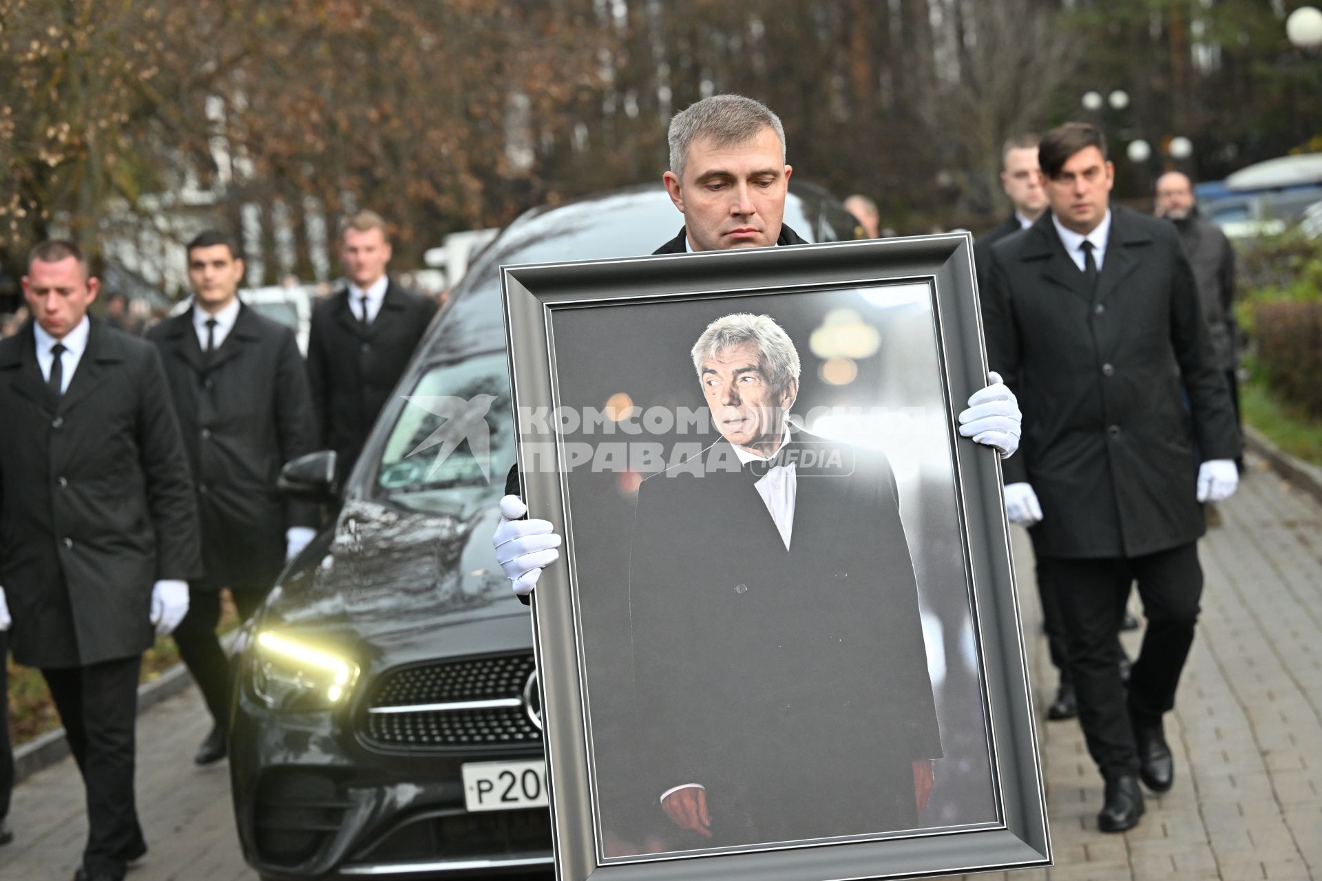 Прощание с телеведущим Юрием Николаевым