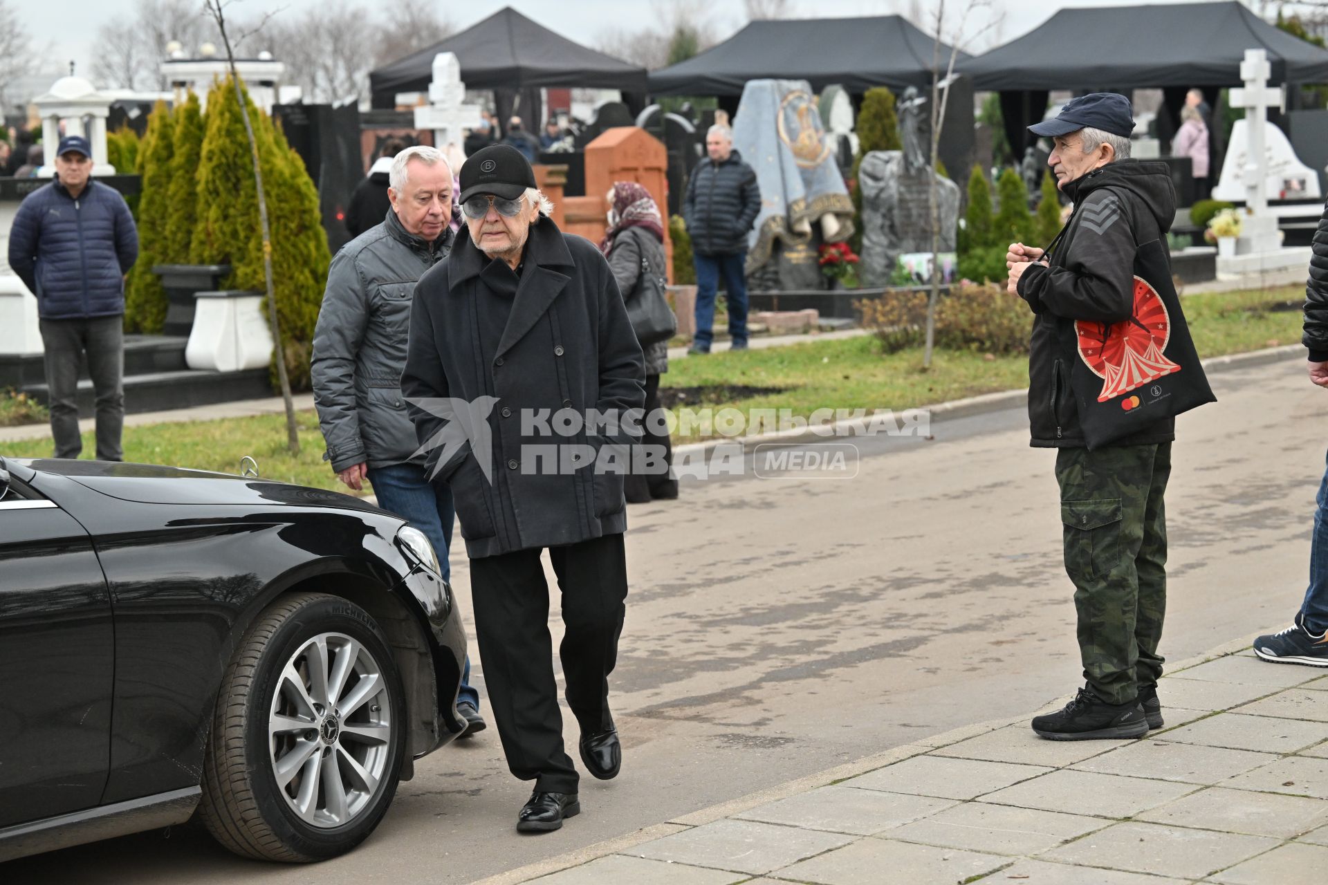 Прощание с телеведущим Юрием Николаевым