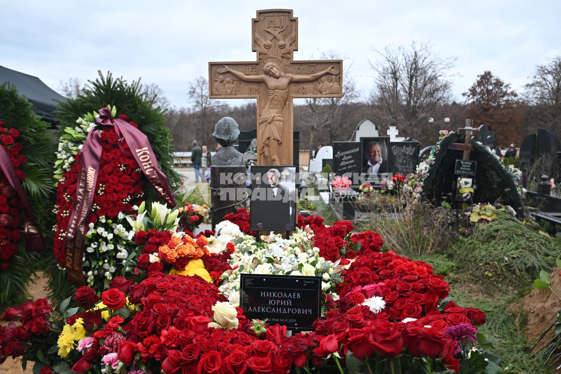 Прощание с телеведущим Юрием Николаевым