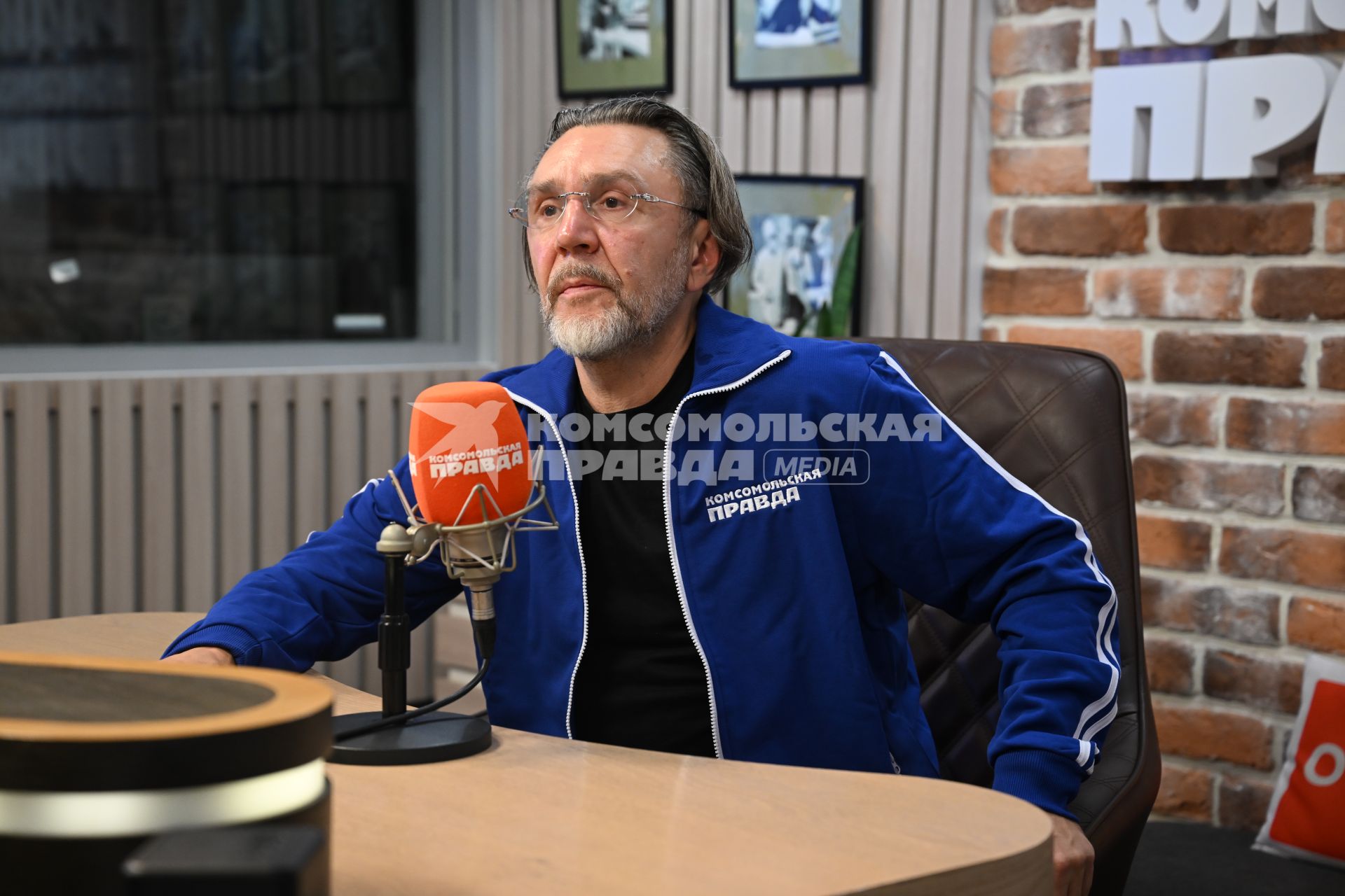 Сергей Шнуров на радиостанции Комсомольская правда\"