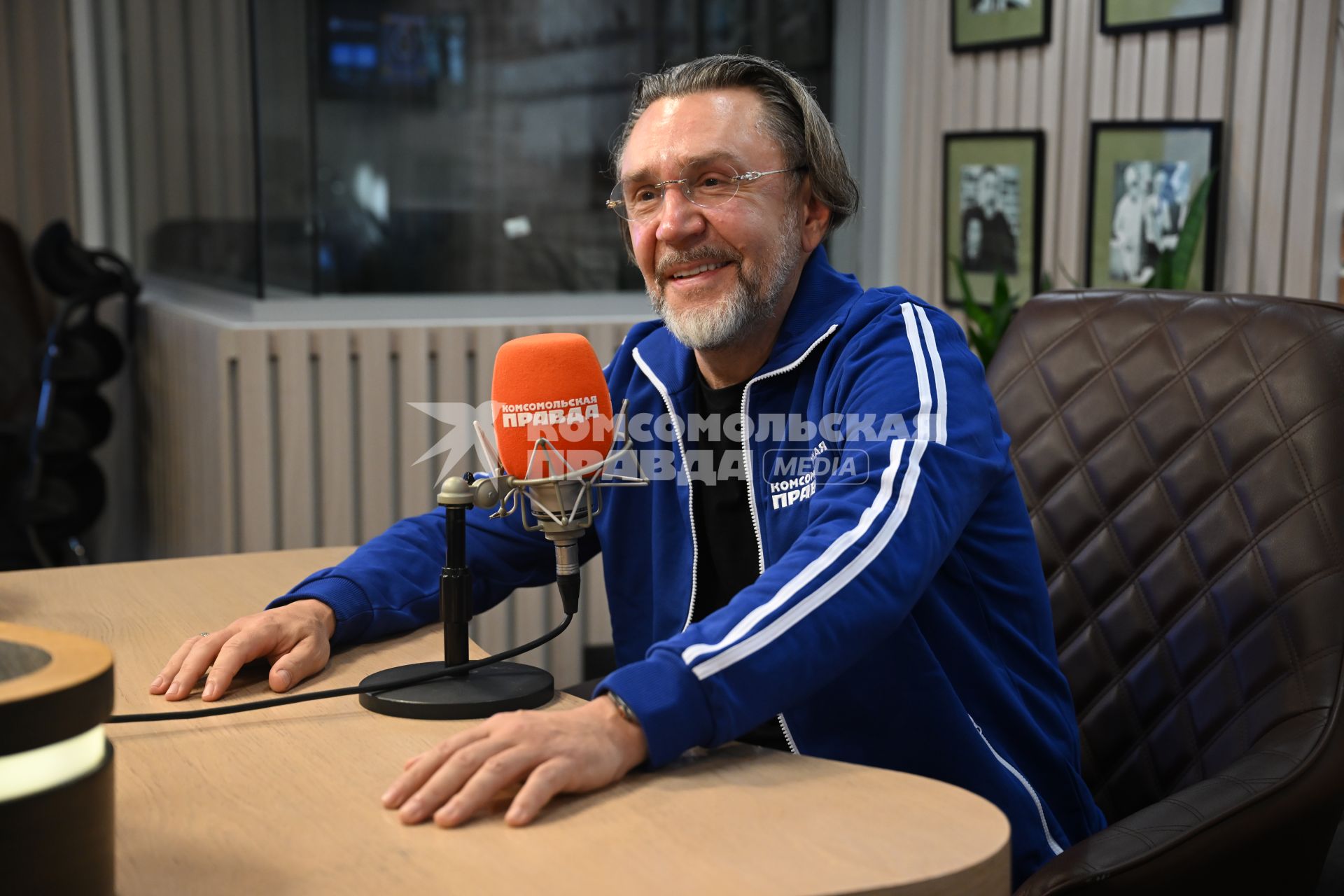 Сергей Шнуров на радиостанции Комсомольская правда\"