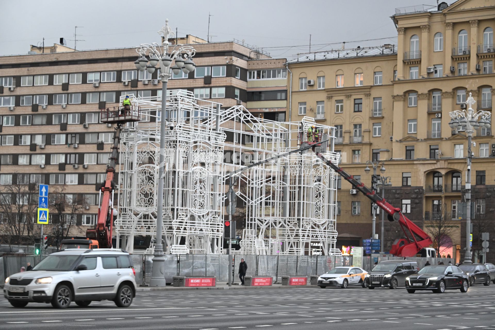 Предновогодняя Москва