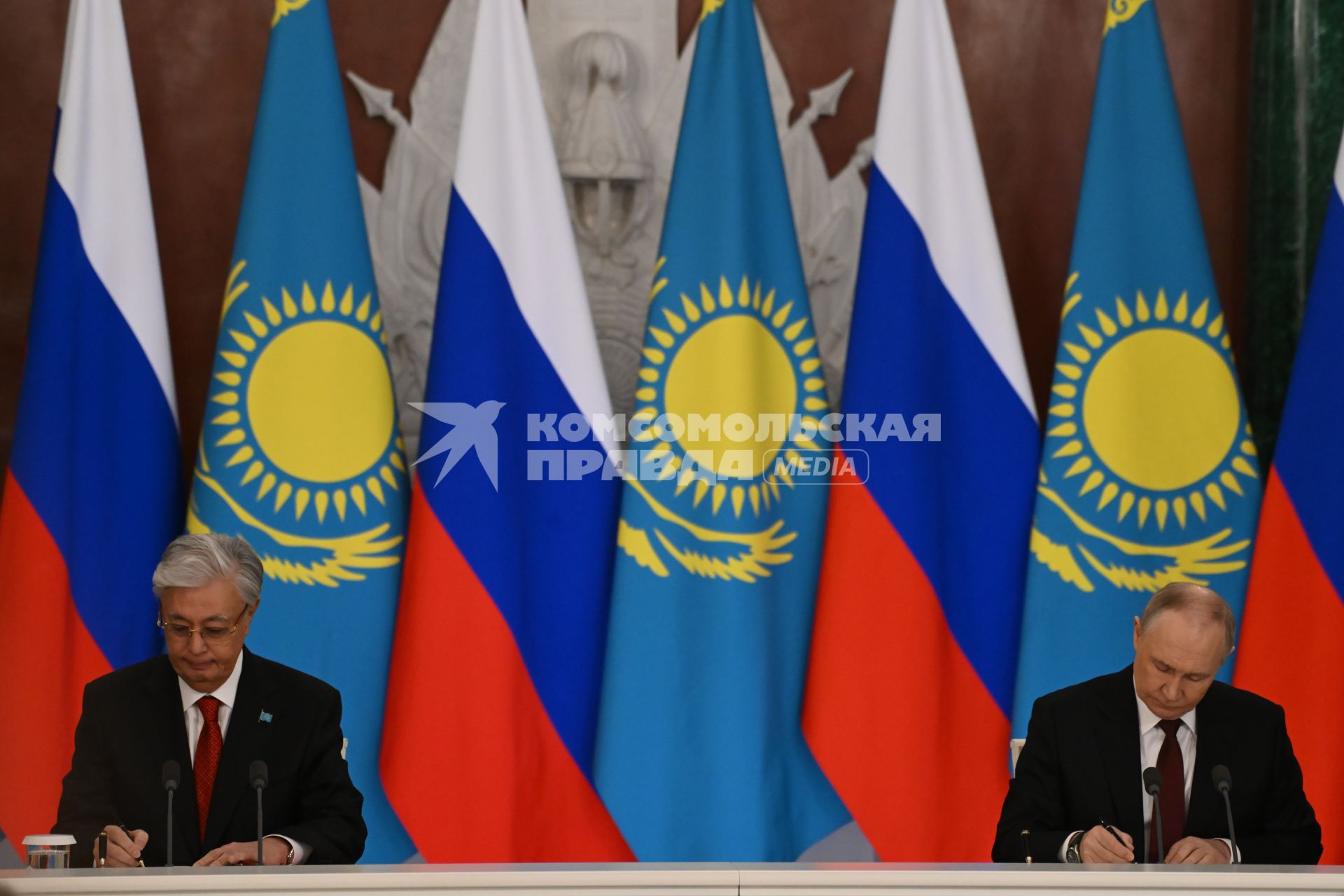 Встреча президента России Владимира Путина с президентом Казахстана Касым-Жомартом Токаевым