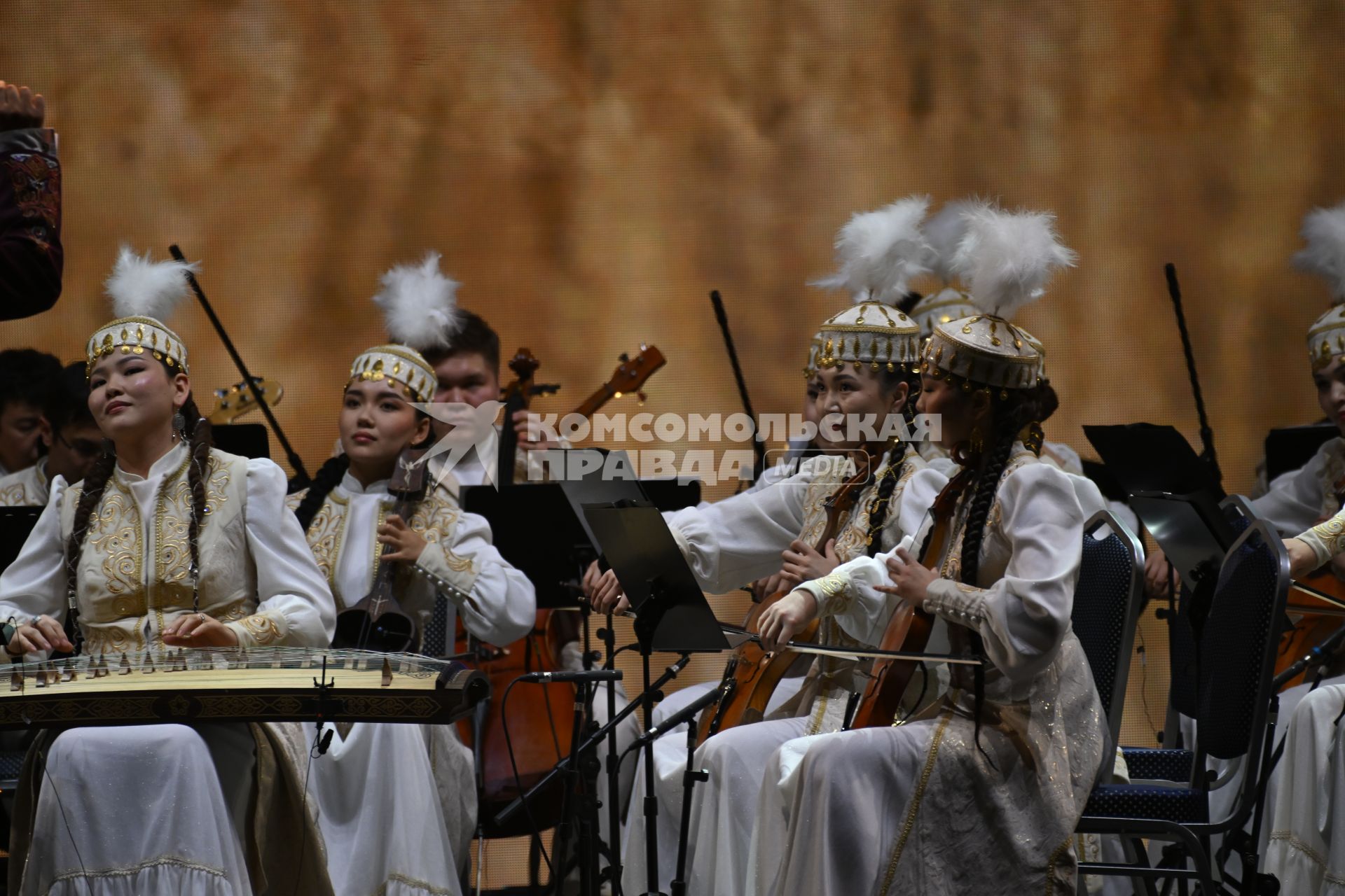 Гала-концерт мастеров искусств Казахстана в Большом театре