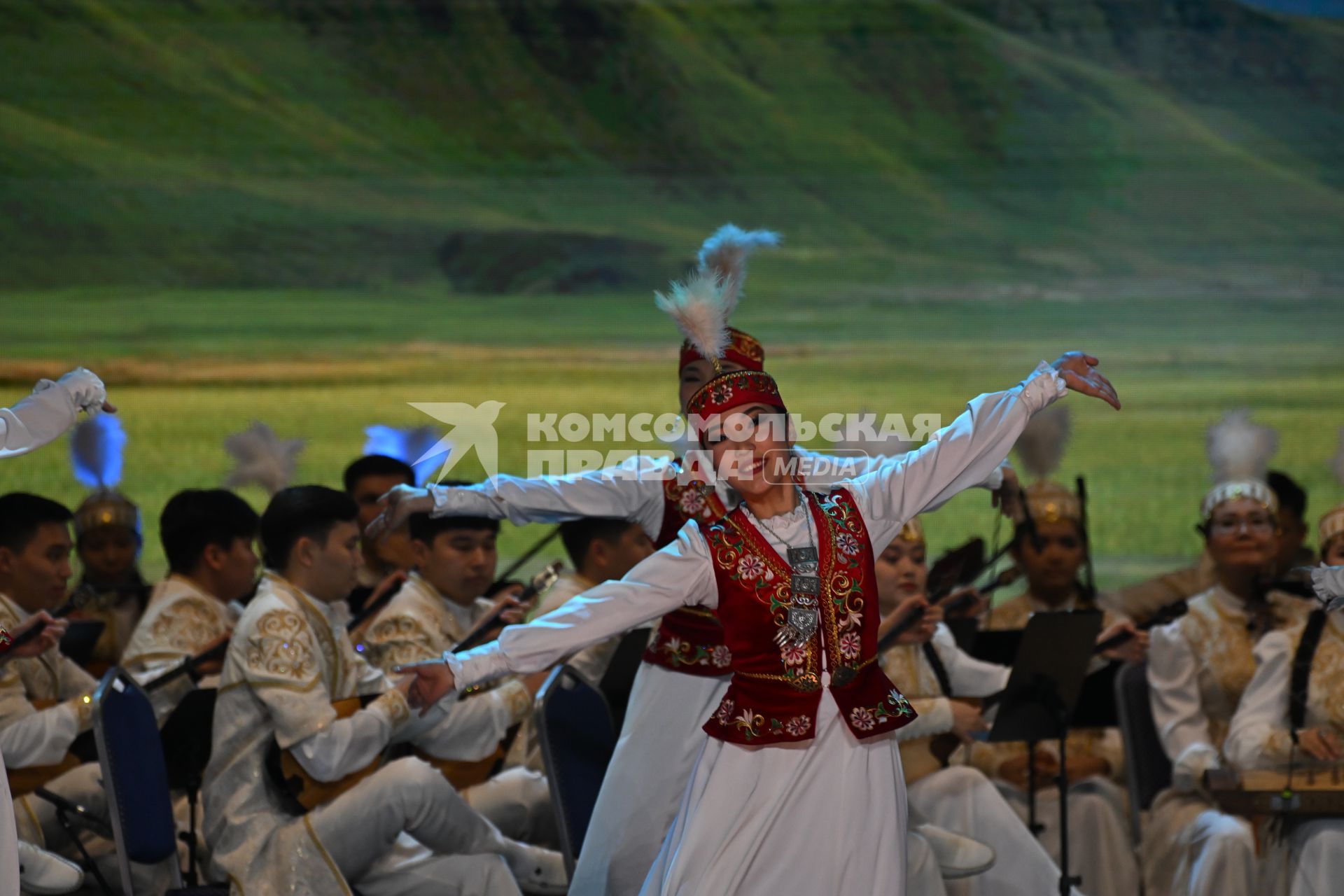 Гала-концерт мастеров искусств Казахстана в Большом театре