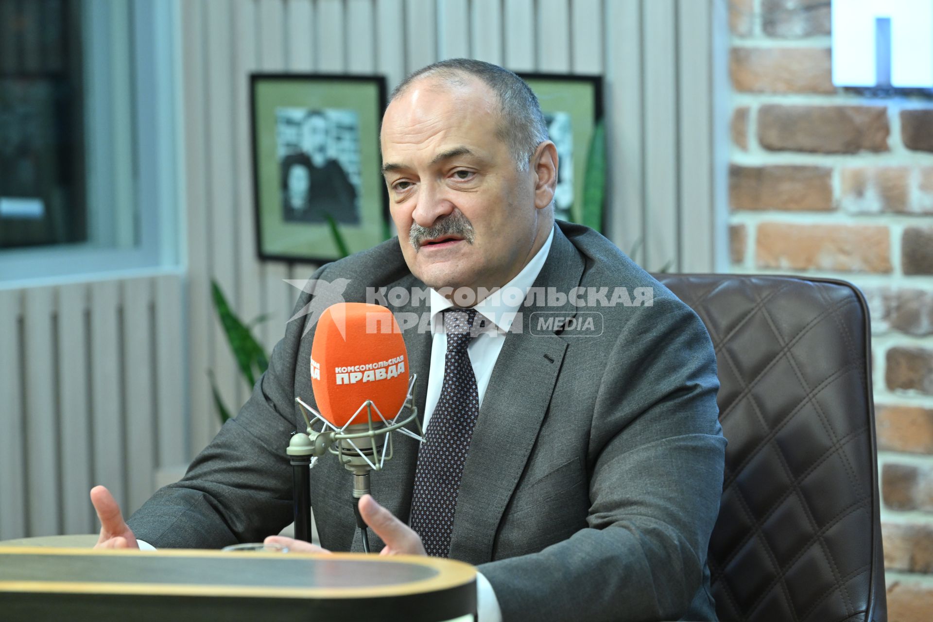 Сергей Меликов на радиостанции \"Комсомольская правда\"