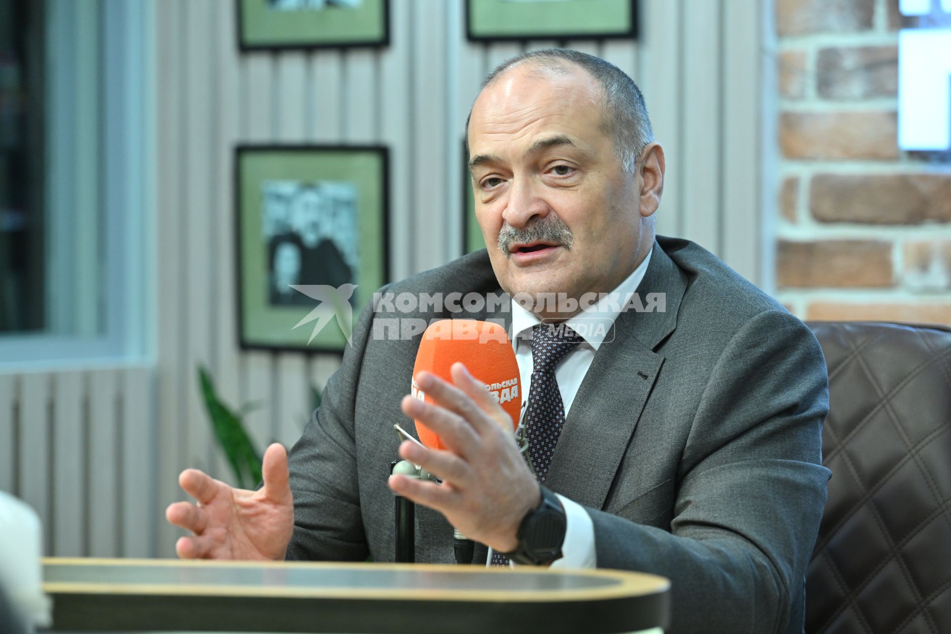 Сергей Меликов на радиостанции \"Комсомольская правда\"