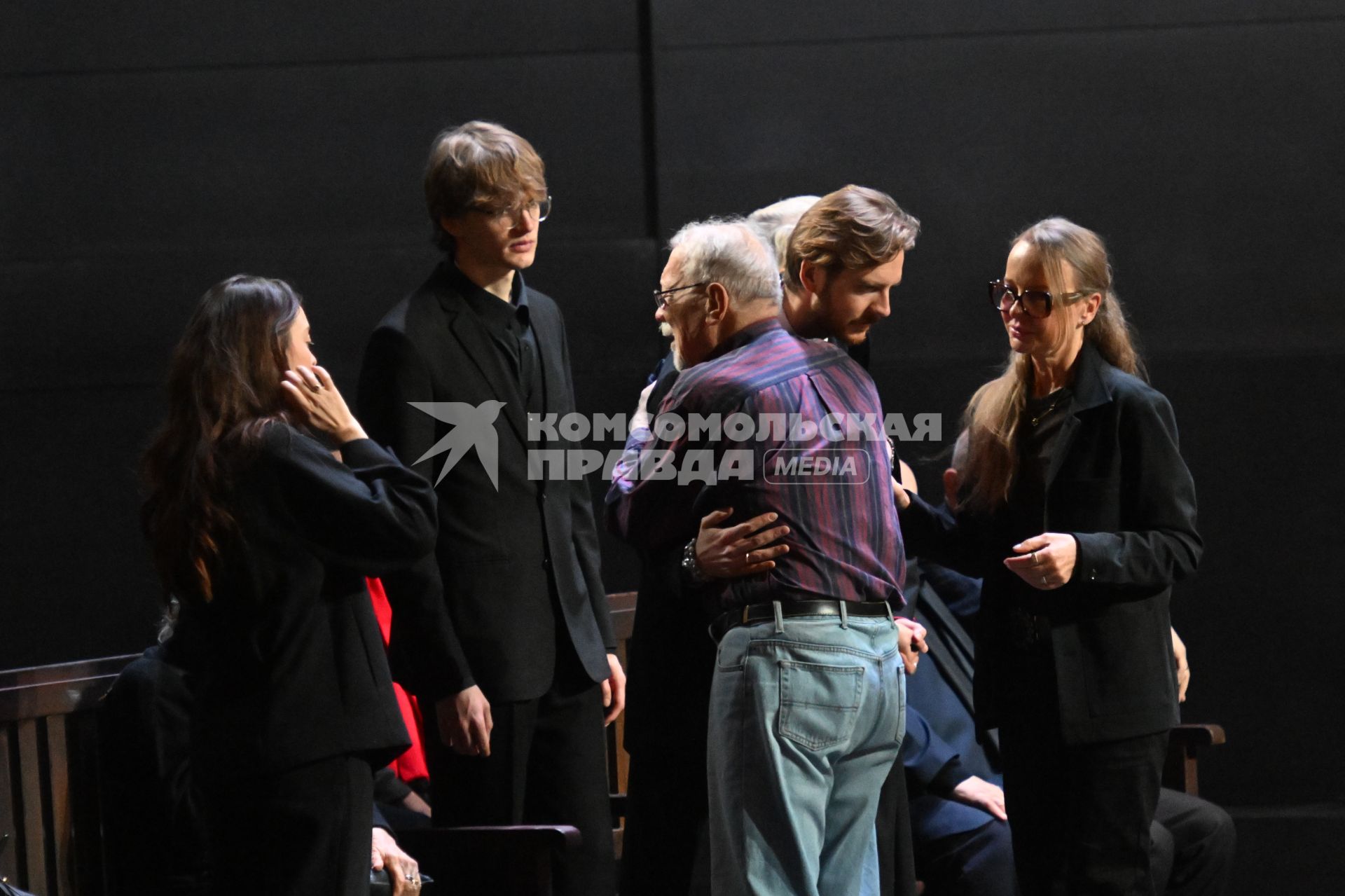 Прощание с актером Владимиром Симоновым в Москве