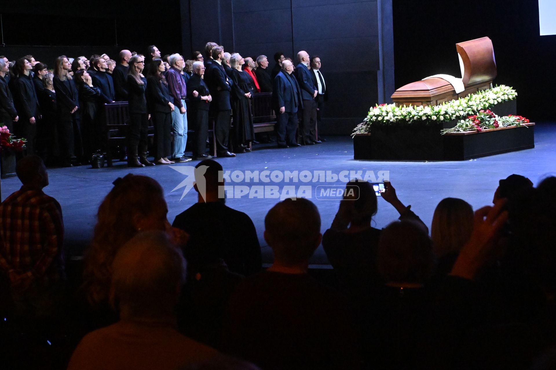 Прощание с актером Владимиром Симоновым в Москве