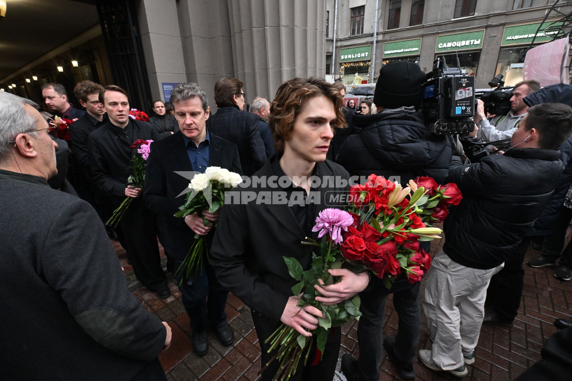 Прощание с актером Владимиром Симоновым в Москве