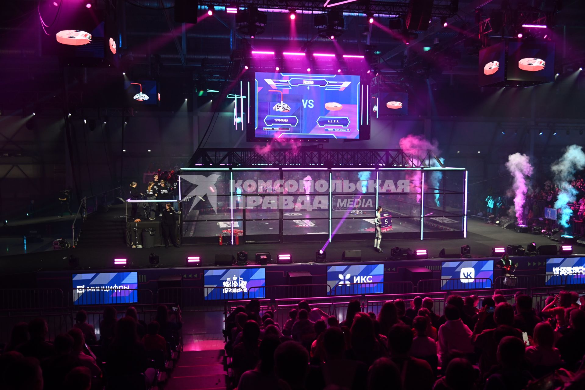 Международный чемпионат \"Битва роботов\" в Екатеринбурге