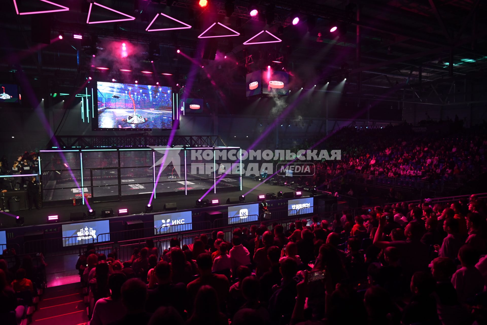 Международный чемпионат \"Битва роботов\" в Екатеринбурге