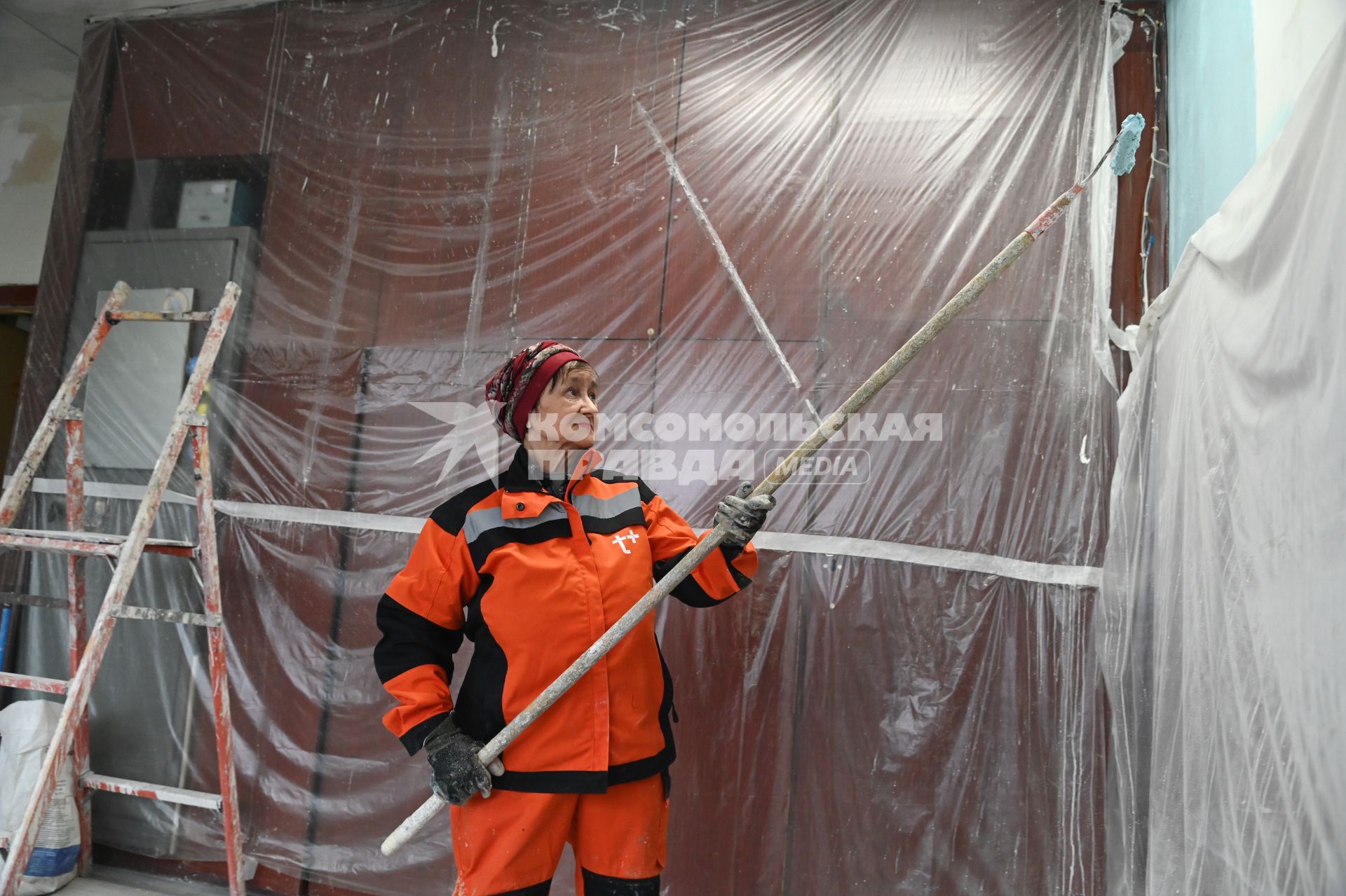 Бригадир на Ново-Свердловской ТЭЦ 85-летняя Роза Михеева