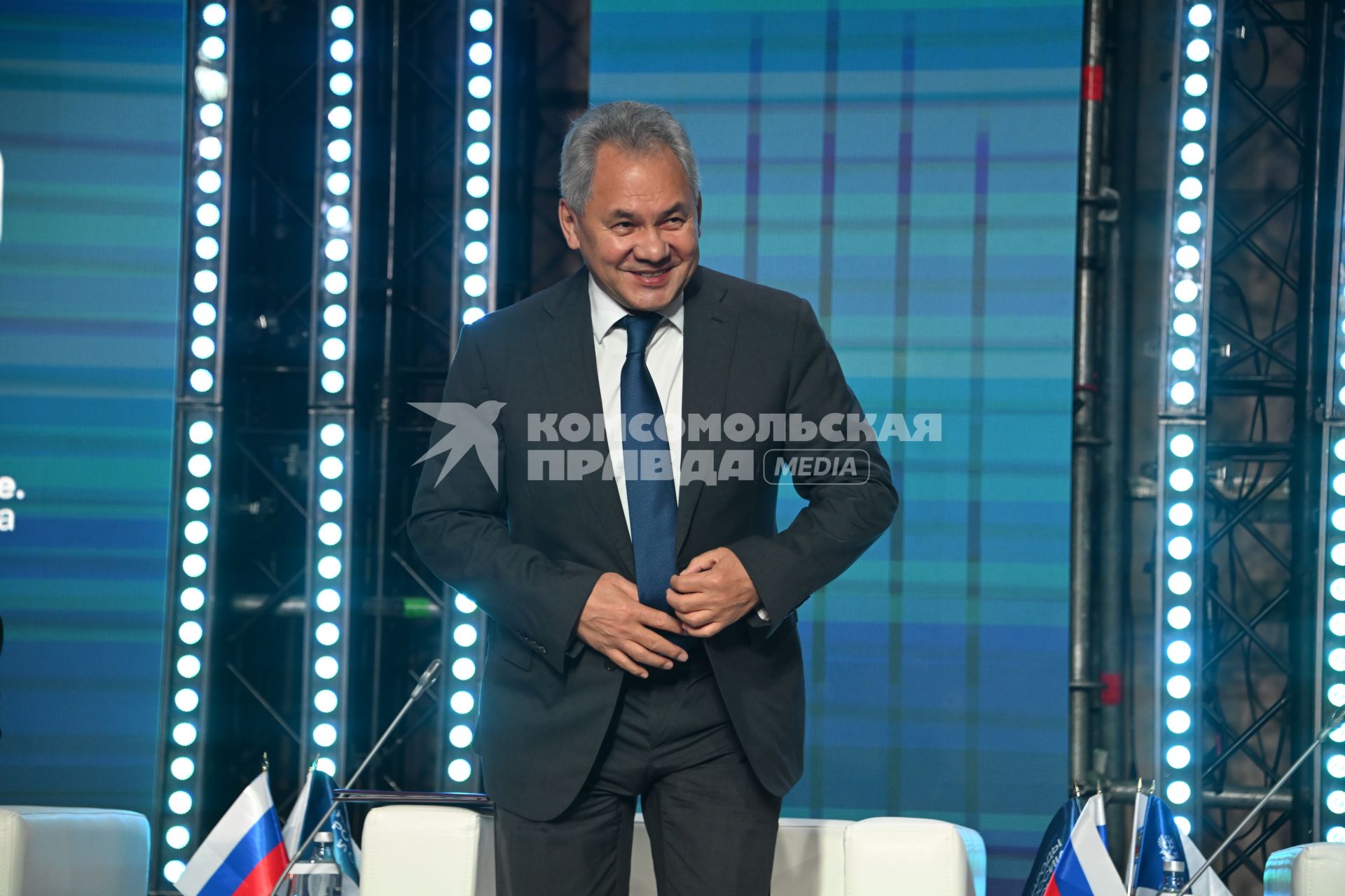 Пленарное заседание фестиваля Народы России и СНГ\"