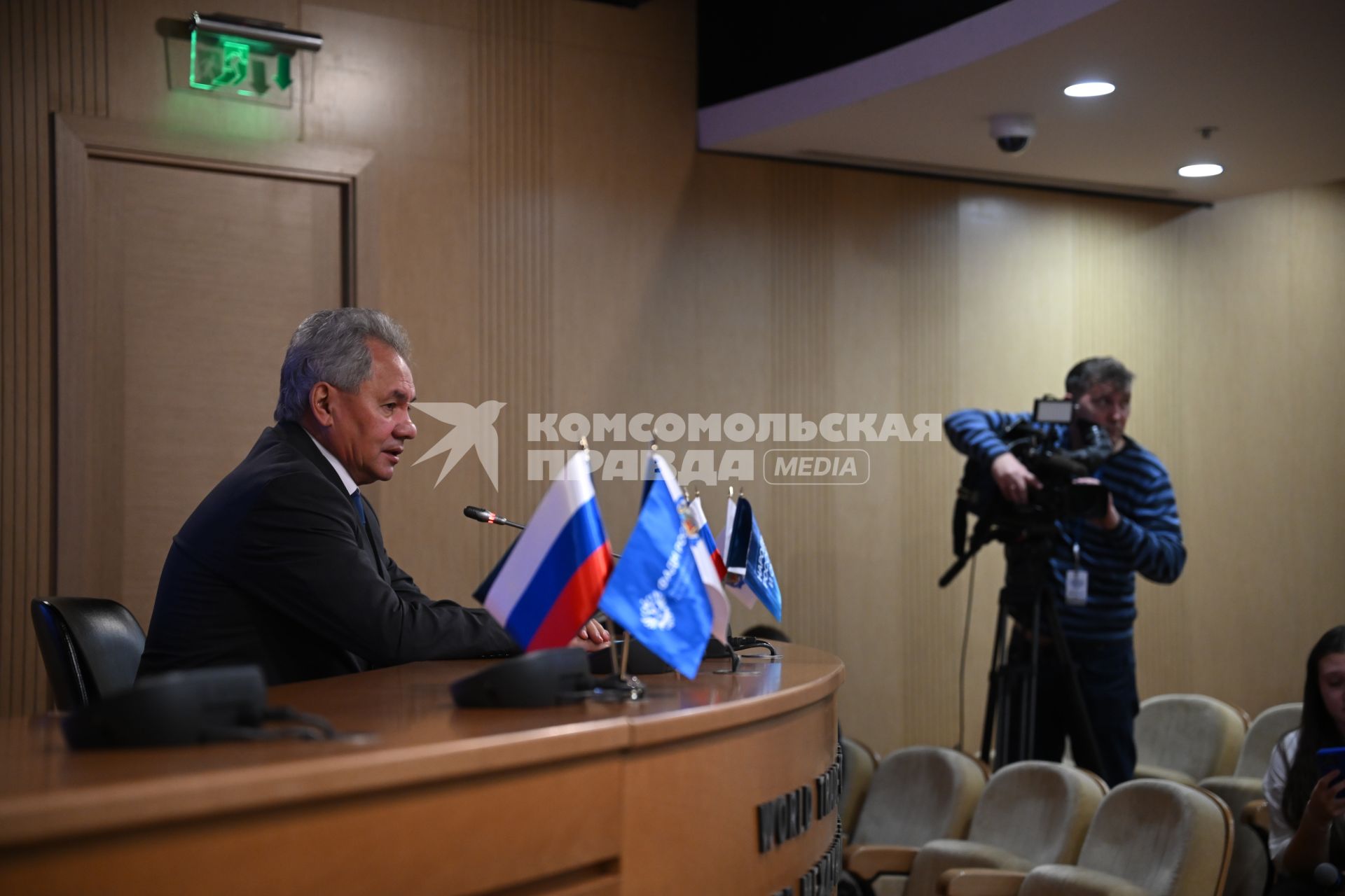 Пленарное заседание фестиваля Народы России и СНГ\"