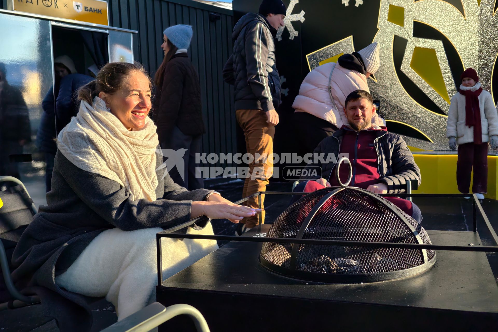 Первый каток в Петербурге начал работать в Новой Голландии