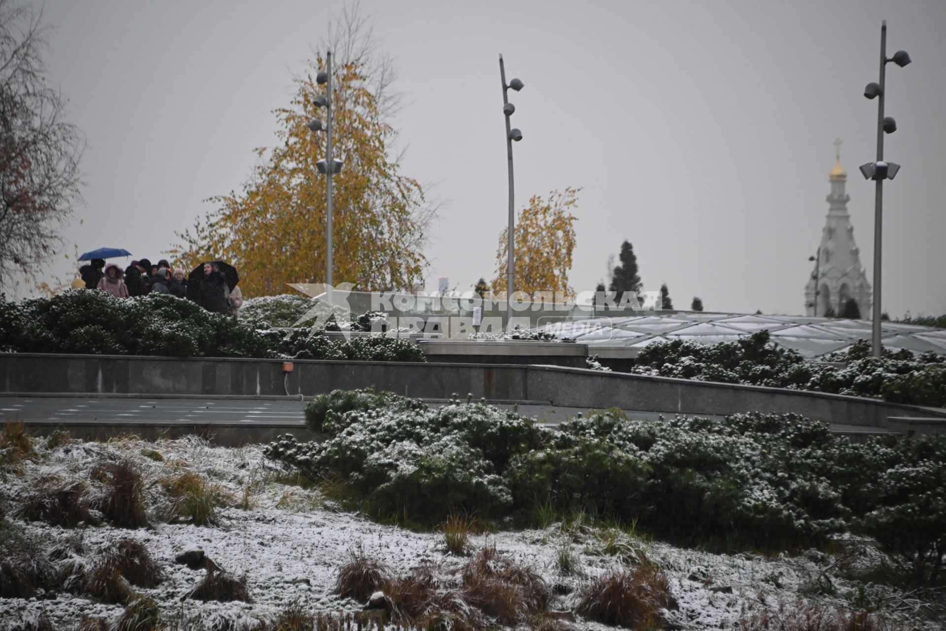 Первый снег в Москве
