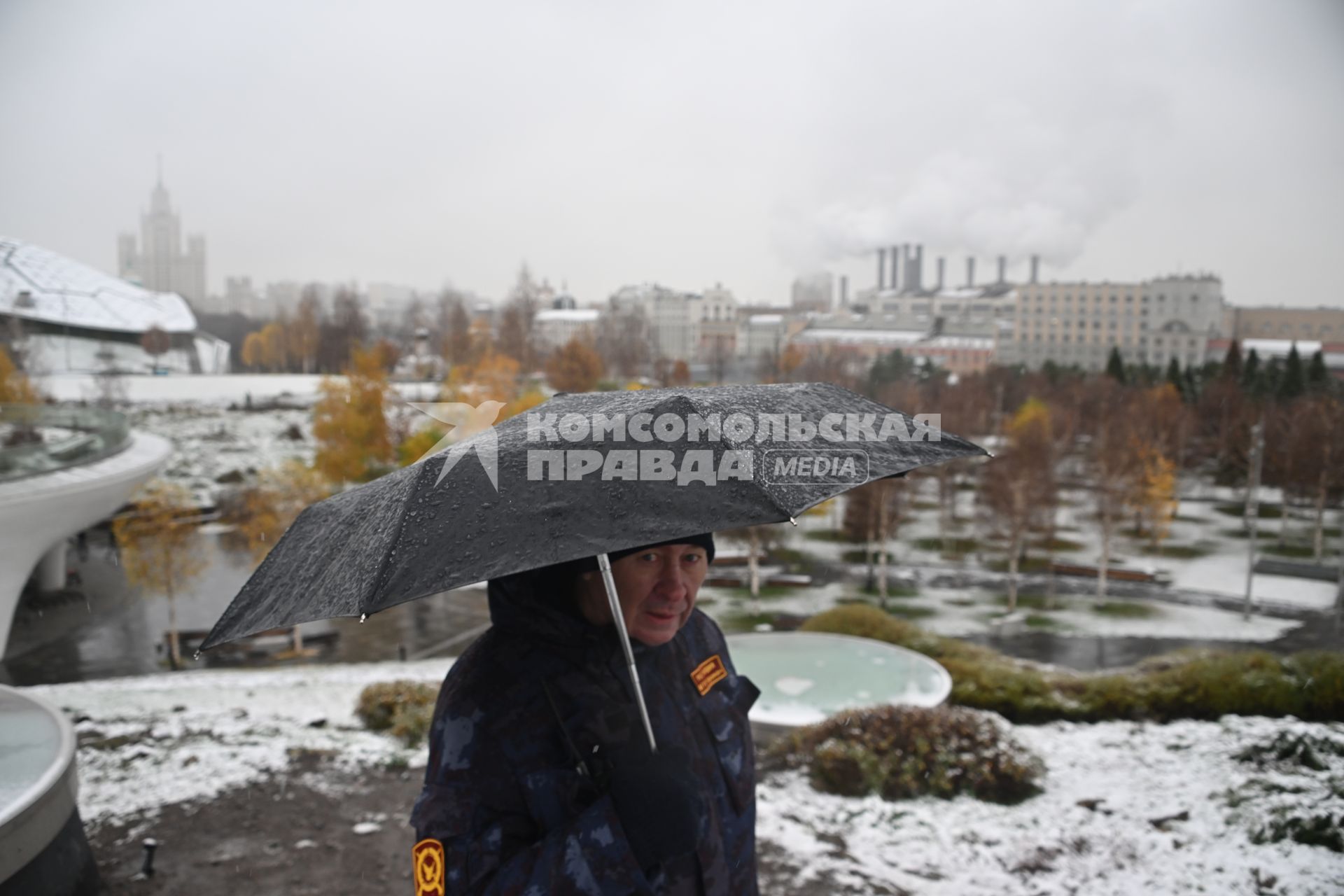 Первый снег в Москве