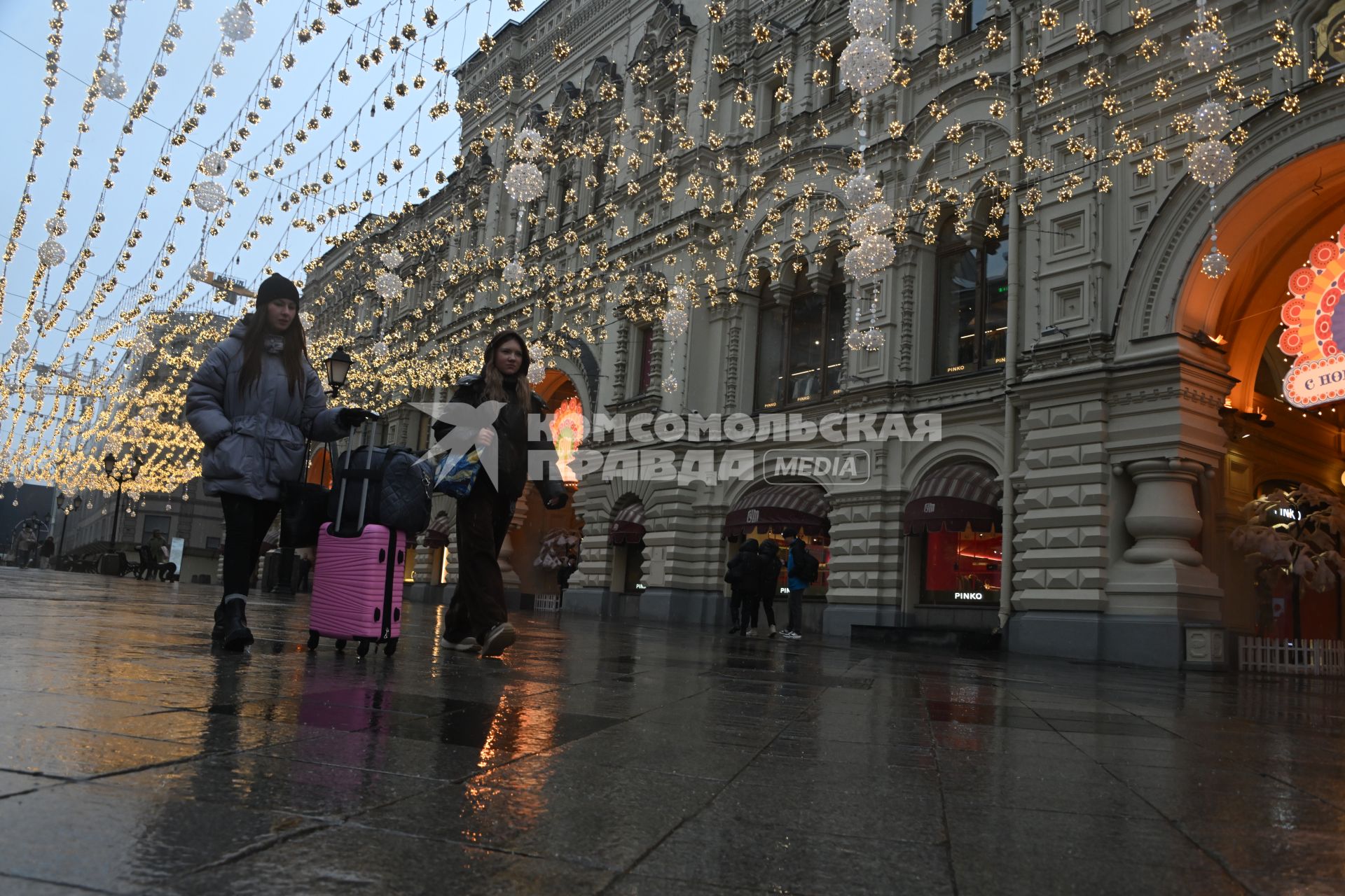 Первый снег в Москве