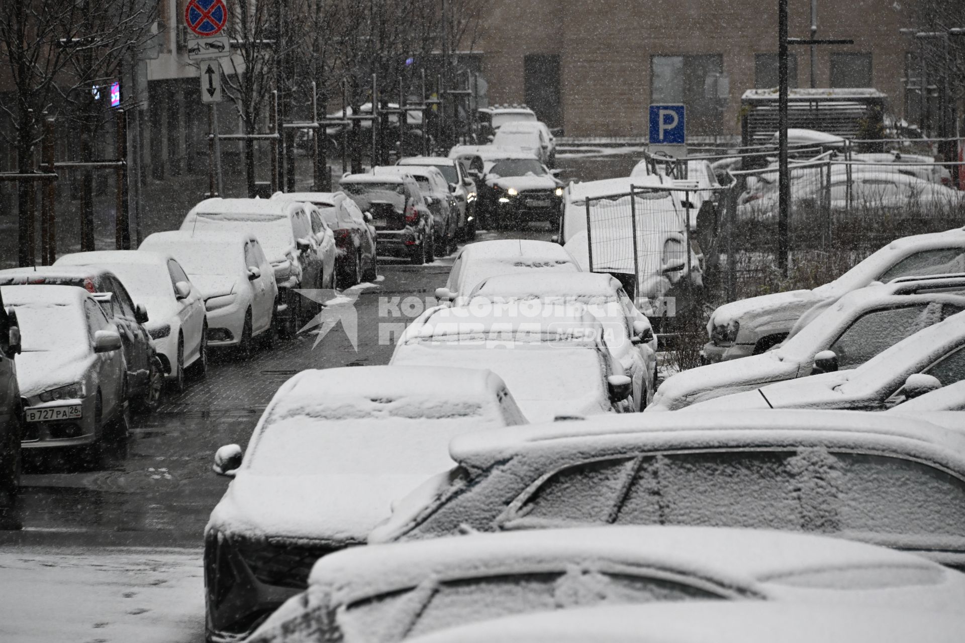 Первый снег в Москве