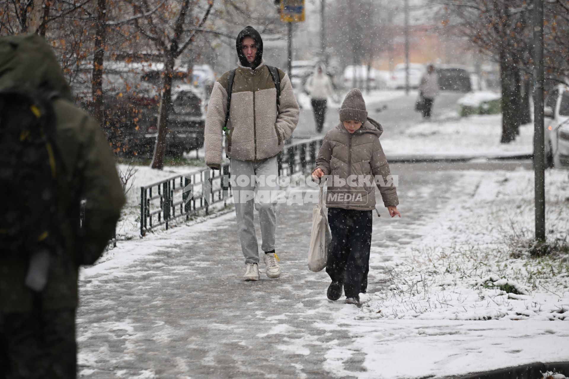 Первый снег в Москве
