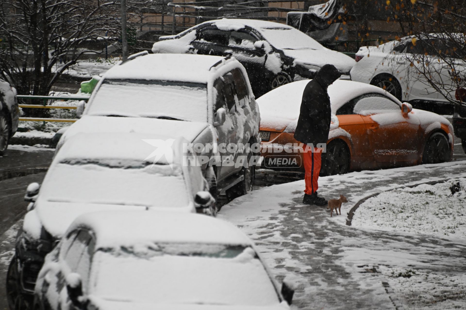 Первый снег в Москве