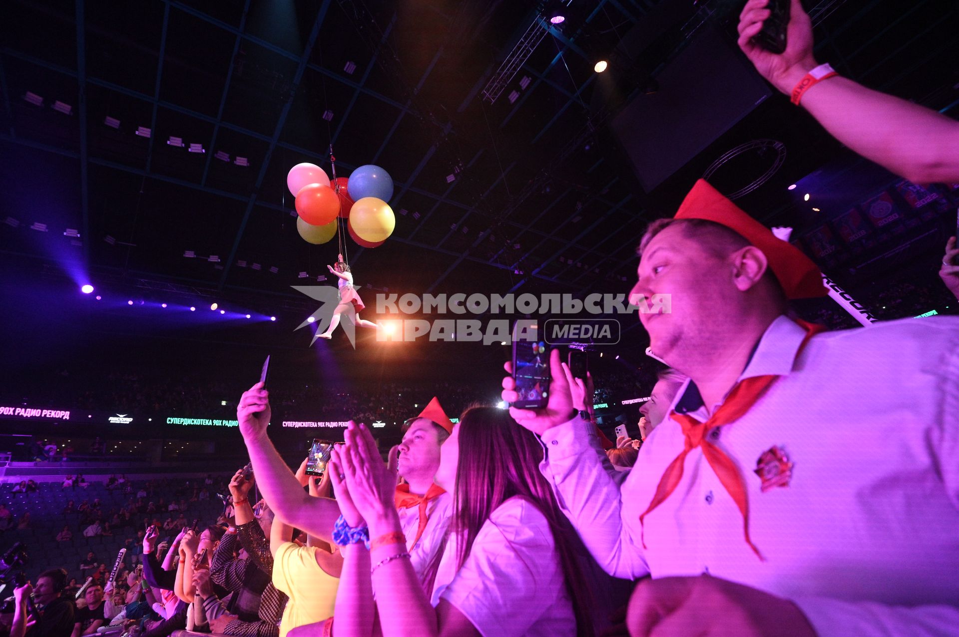 Супердискотека 90-х в Санкт-Петербурге