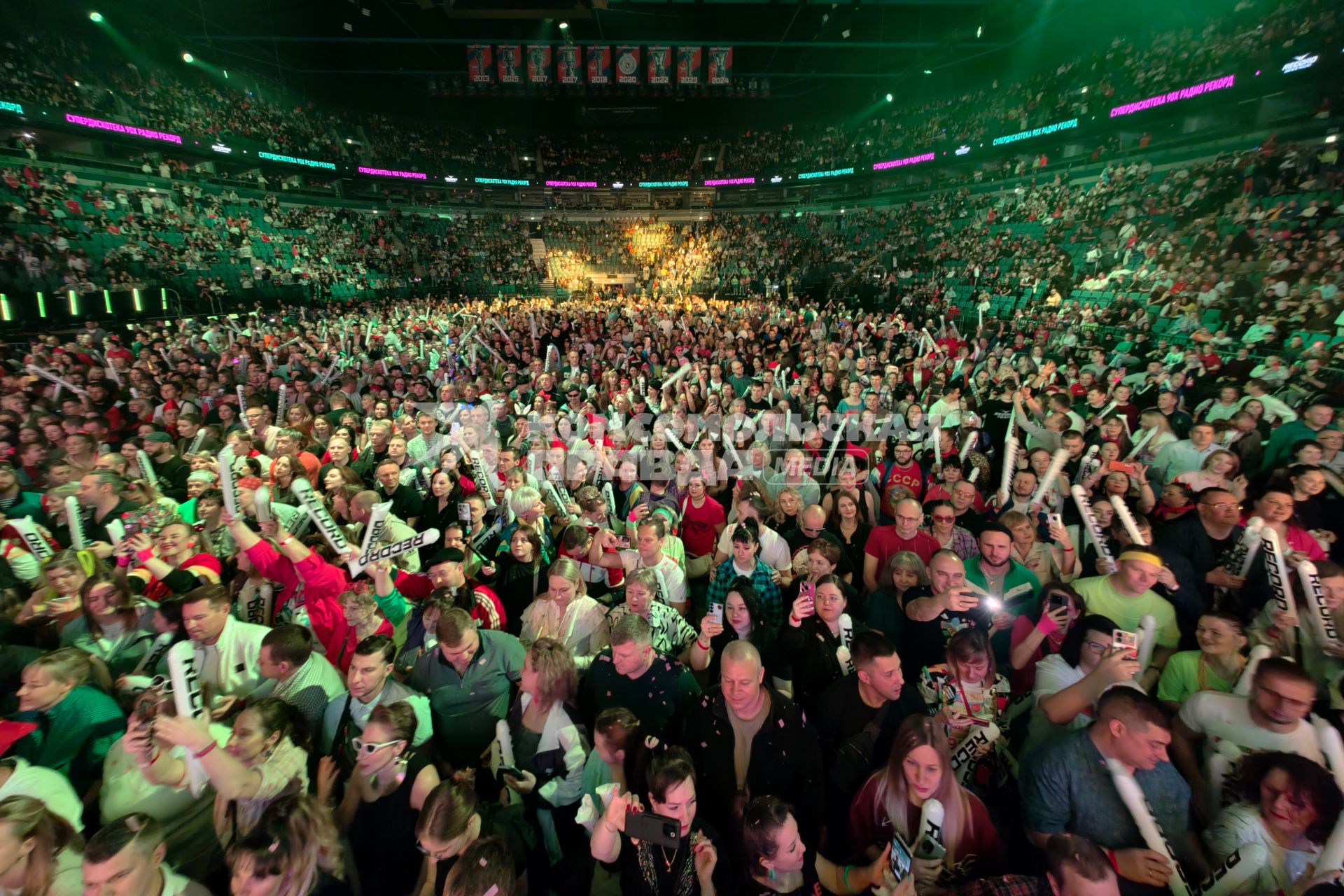 Супердискотека 90-х в Санкт-Петербурге