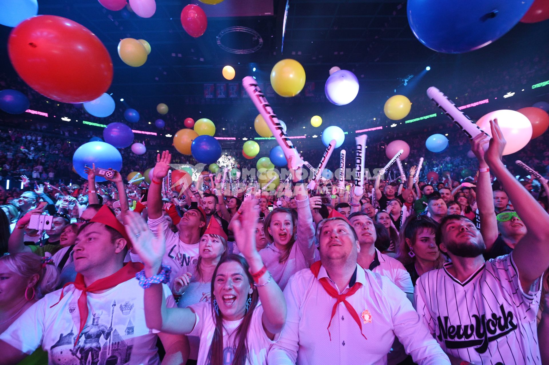 Супердискотека 90-х в Санкт-Петербурге