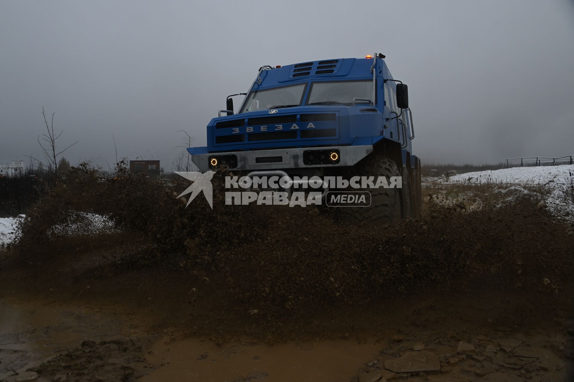 Пресс-тур в рамках выставки вездеходов в парке \"Патриот\"