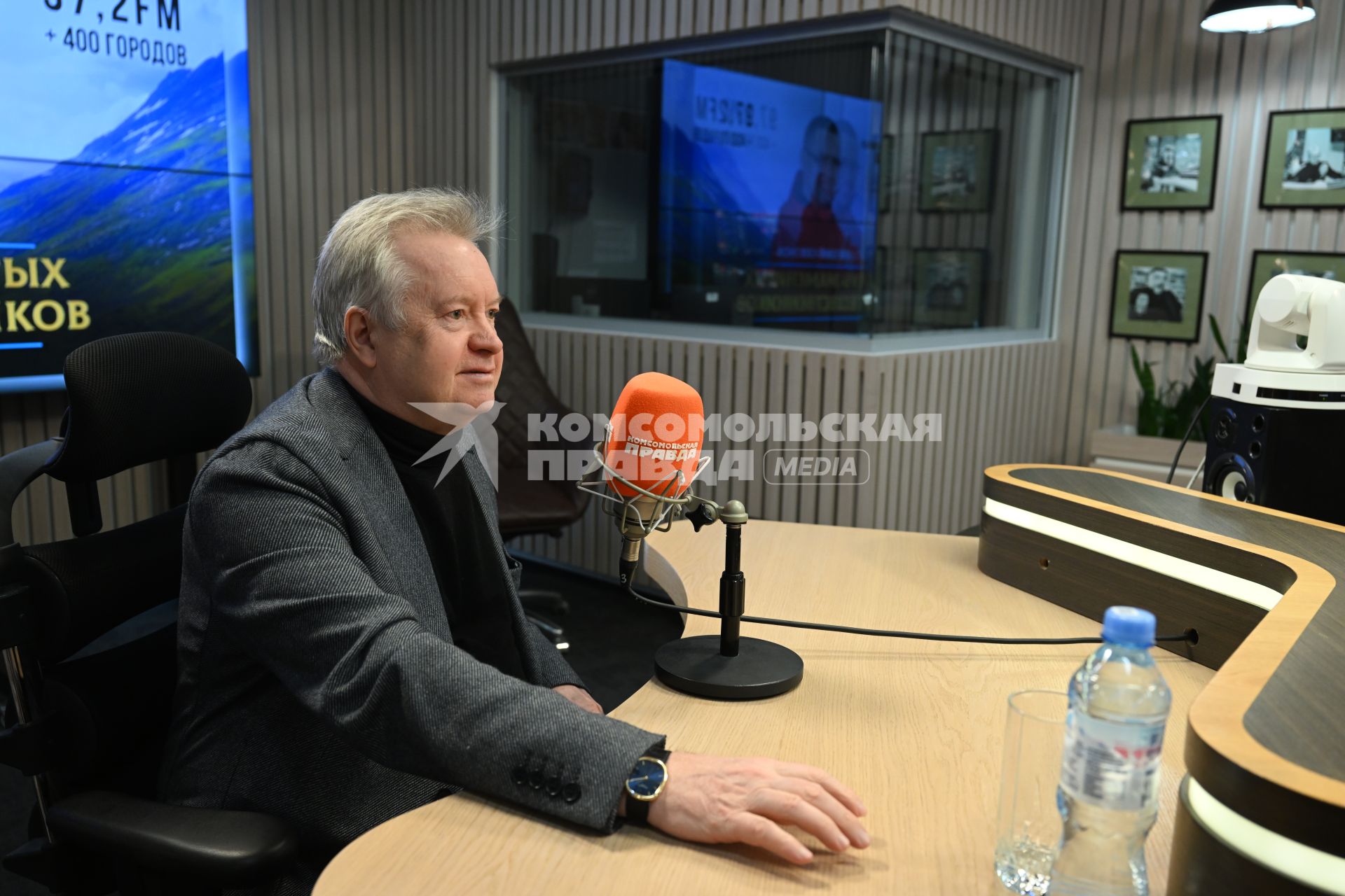 Владимир Кисмерёшкин на радиостанции Комсомольская правда\"